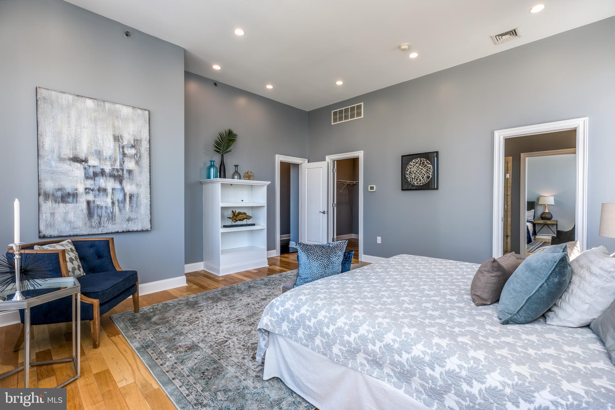 OLD CITY - Residential