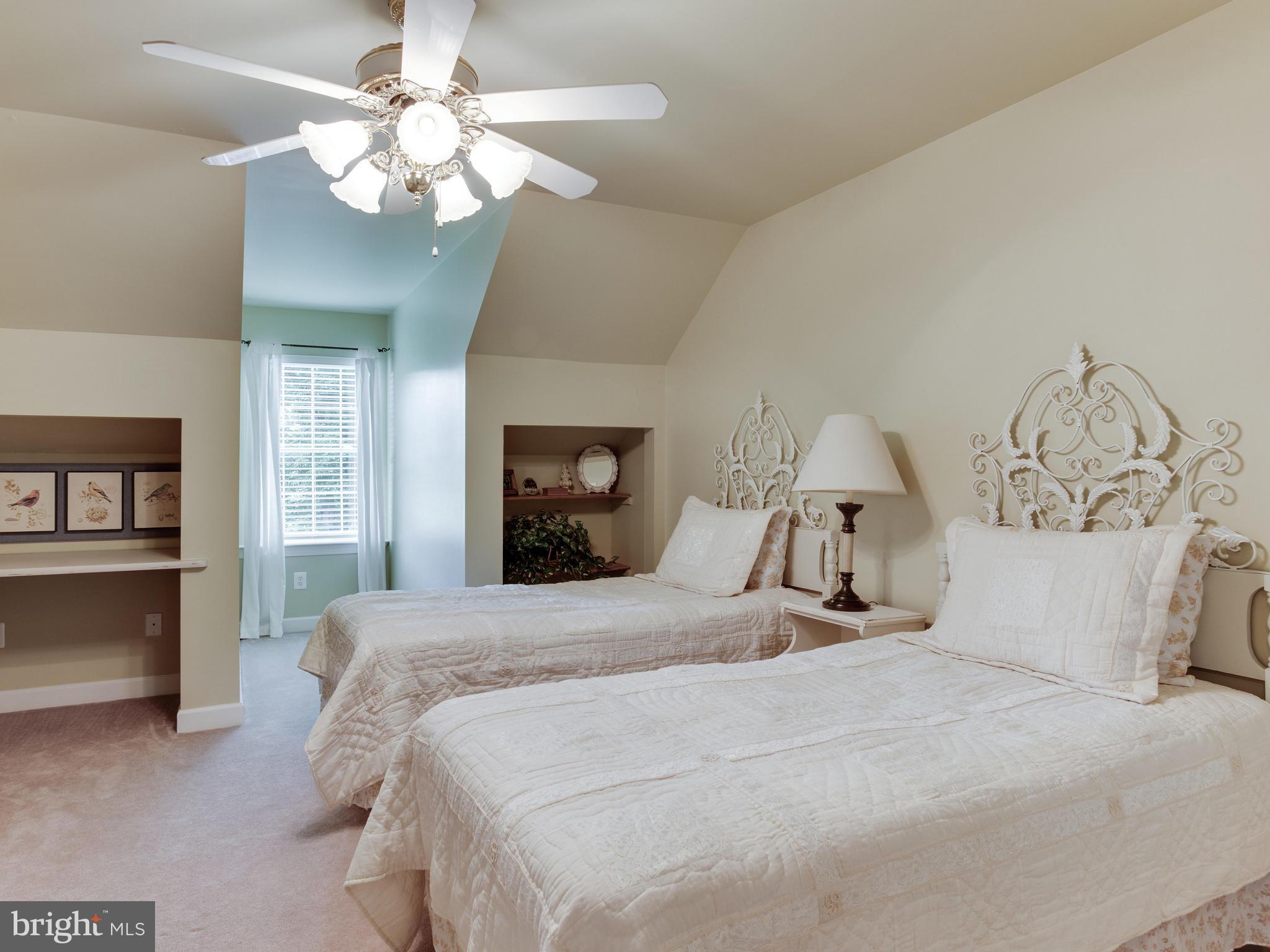 LAVENDER HILLS - Residential