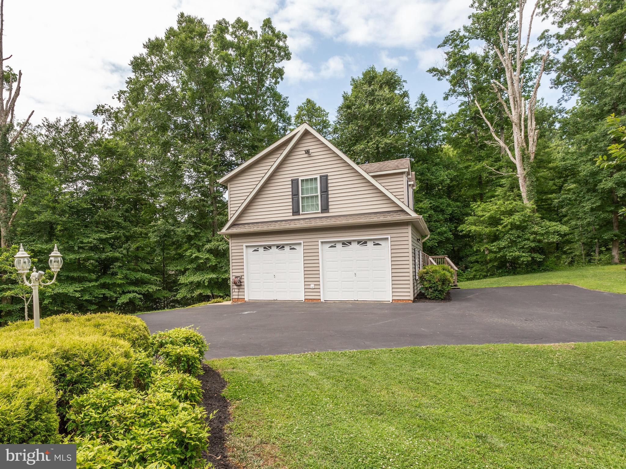 LAVENDER HILLS - Residential