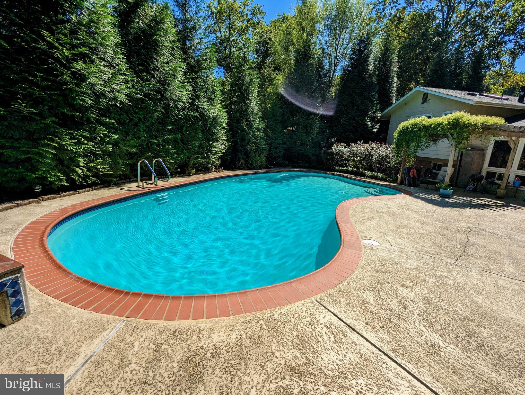 ASPEN HILL PARK - Residential