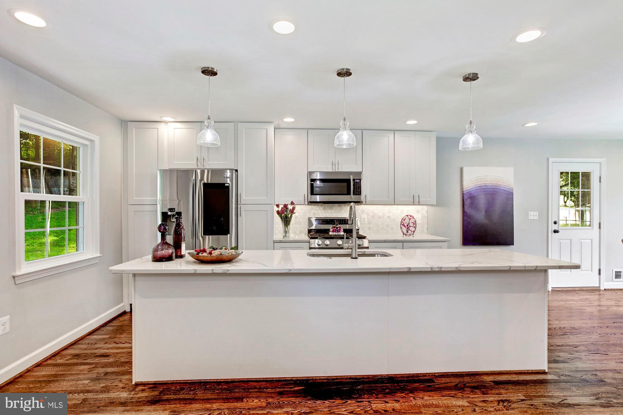 BEL PRE WOODS - Residential