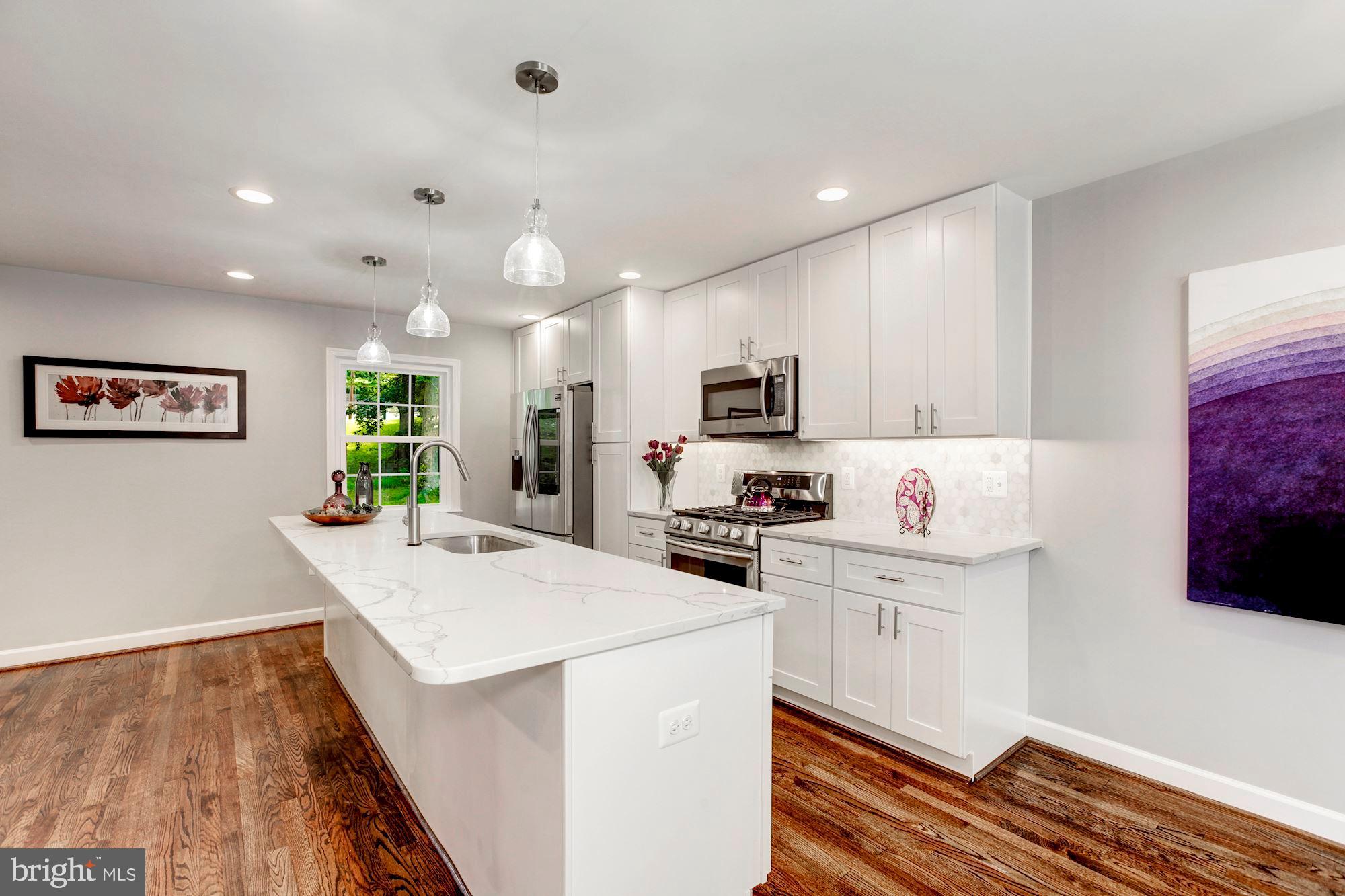 BEL PRE WOODS - Residential