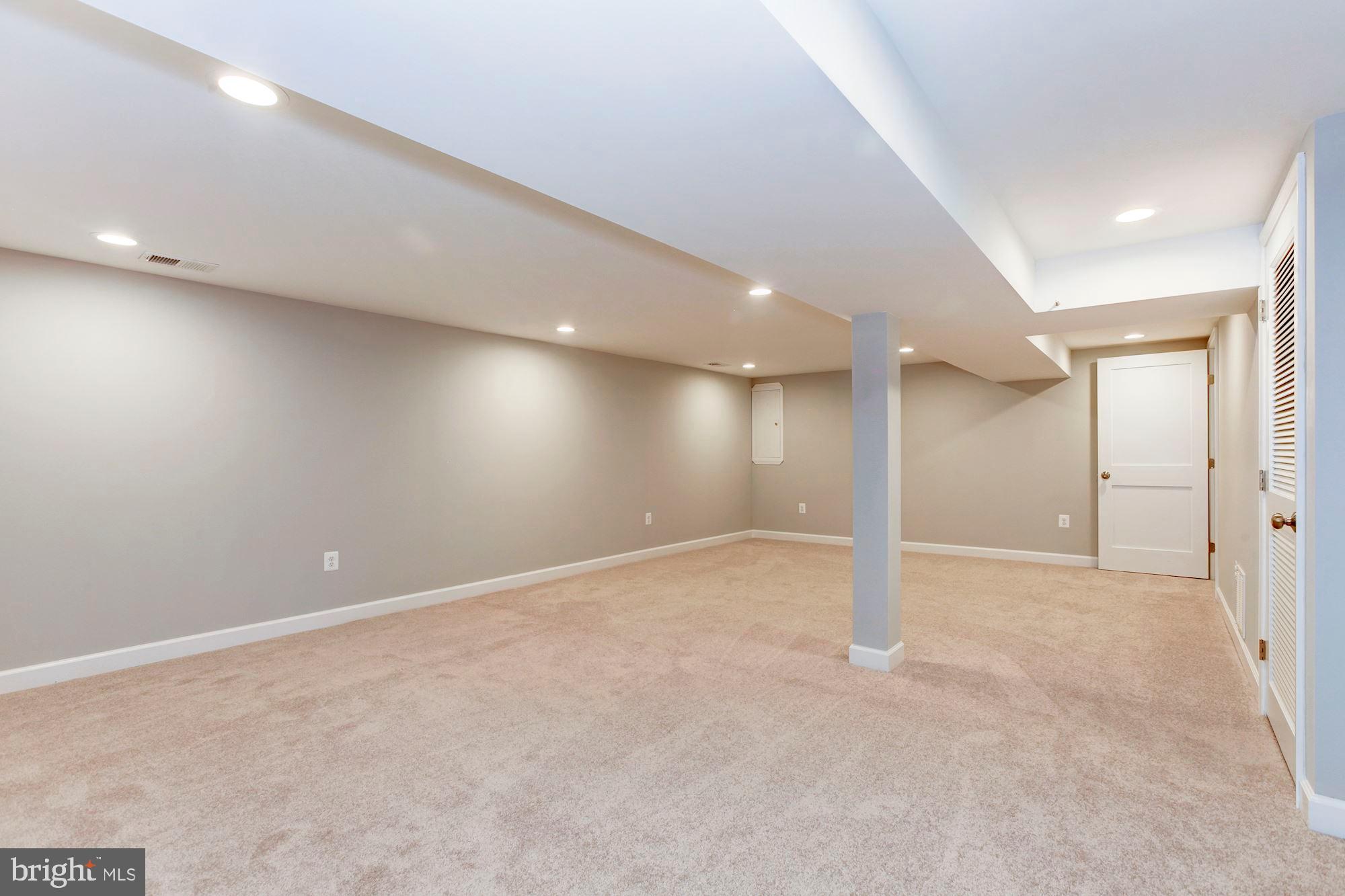 BEL PRE WOODS - Residential