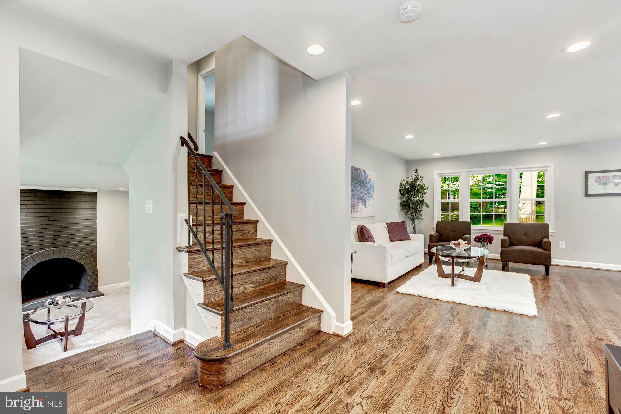 BEL PRE WOODS - Residential