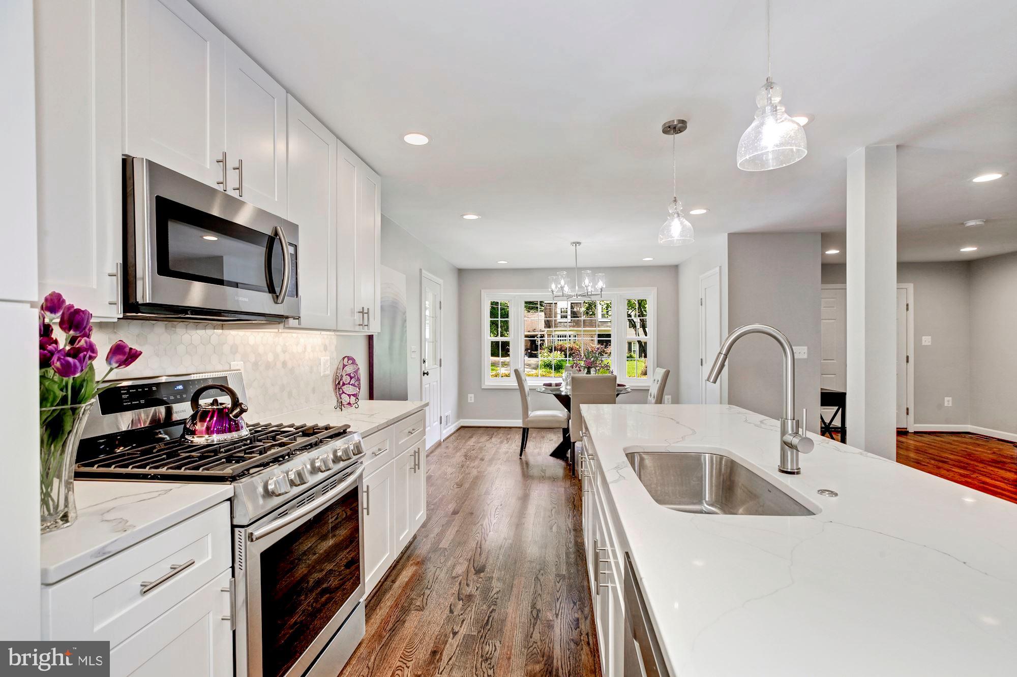 BEL PRE WOODS - Residential