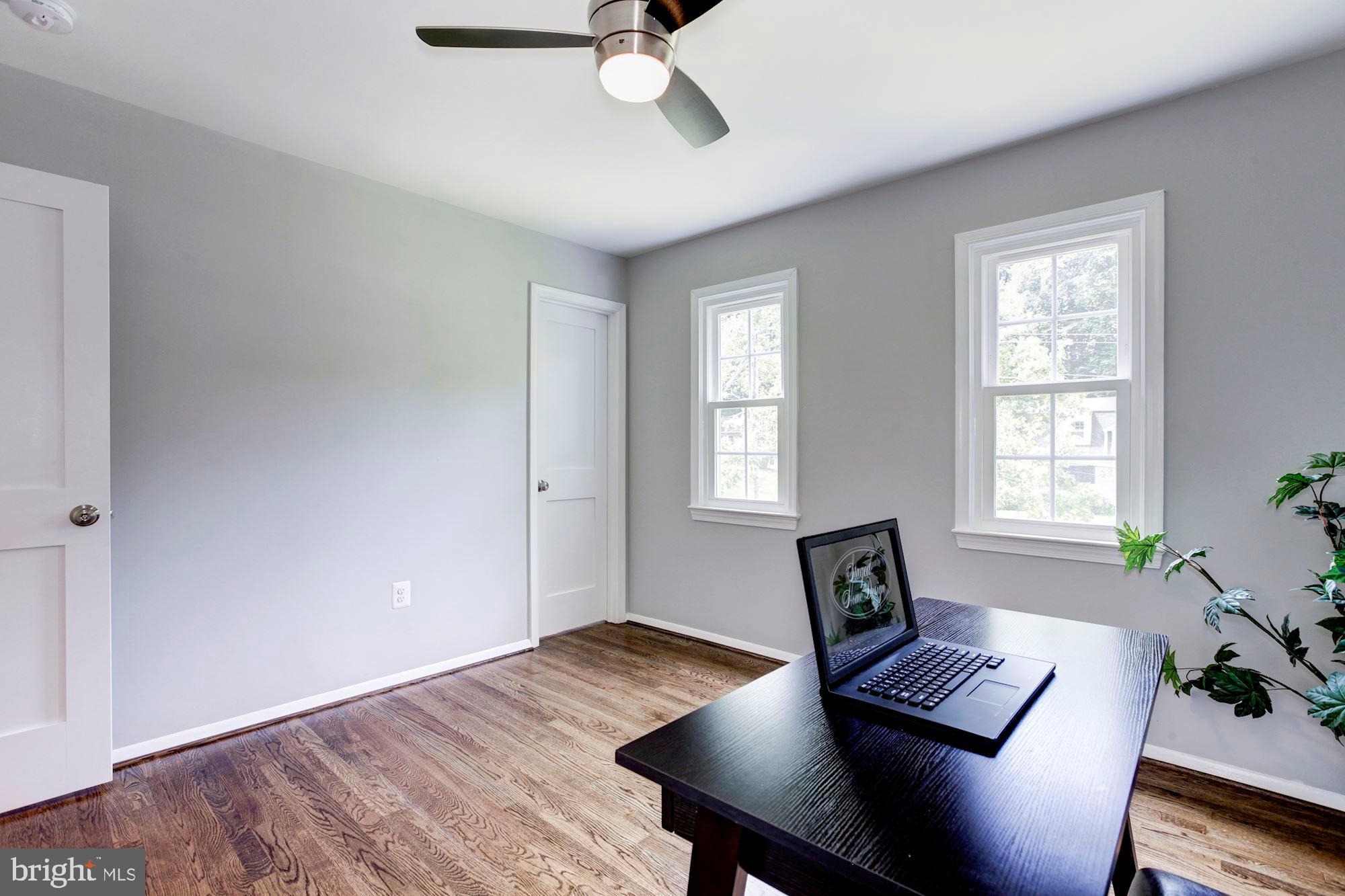 BEL PRE WOODS - Residential