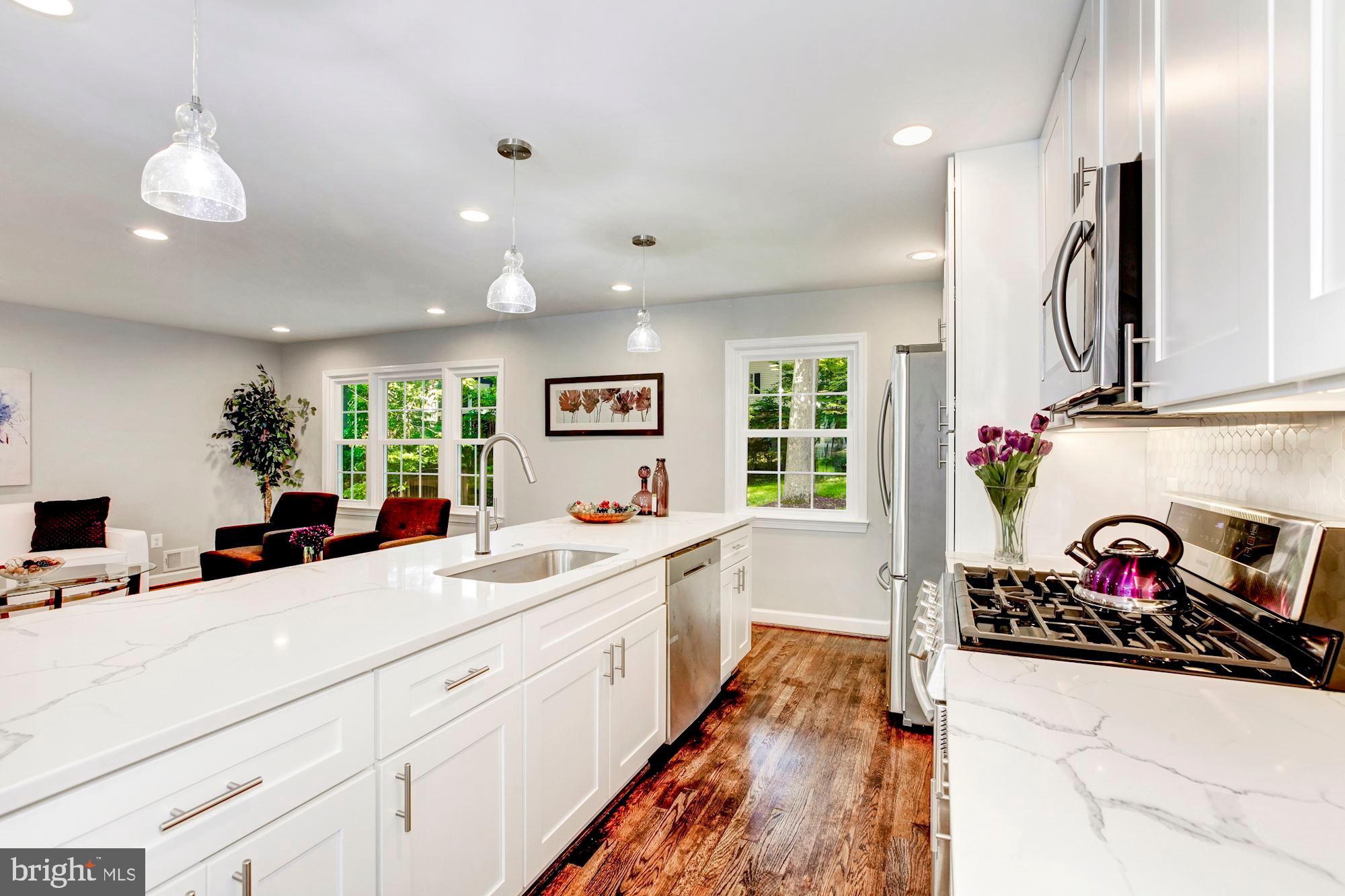 BEL PRE WOODS - Residential