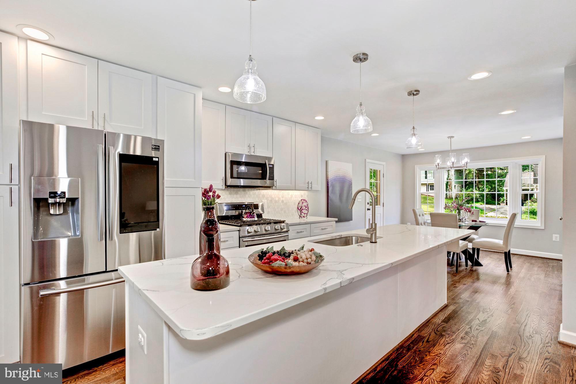 BEL PRE WOODS - Residential