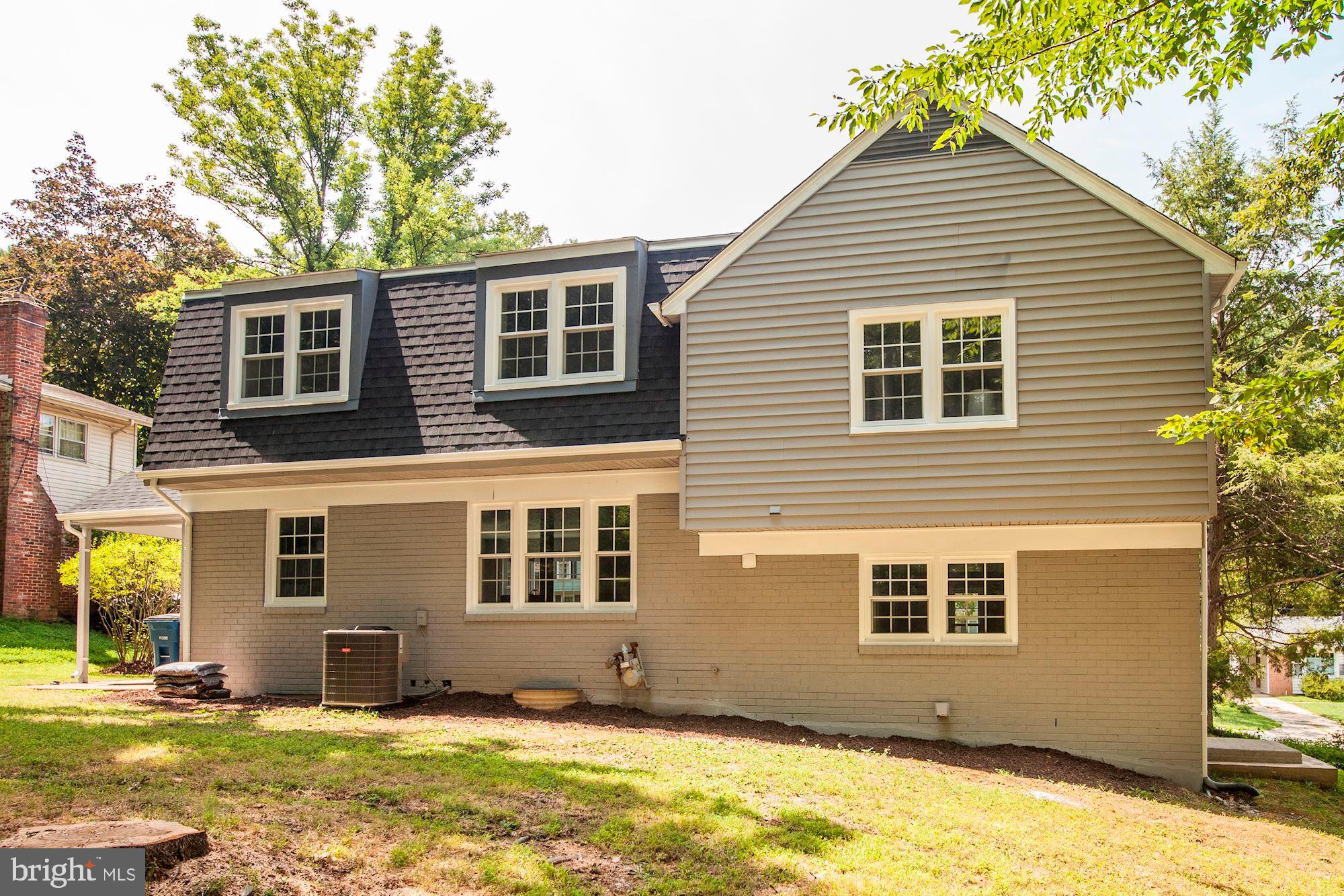 BEL PRE WOODS - Residential