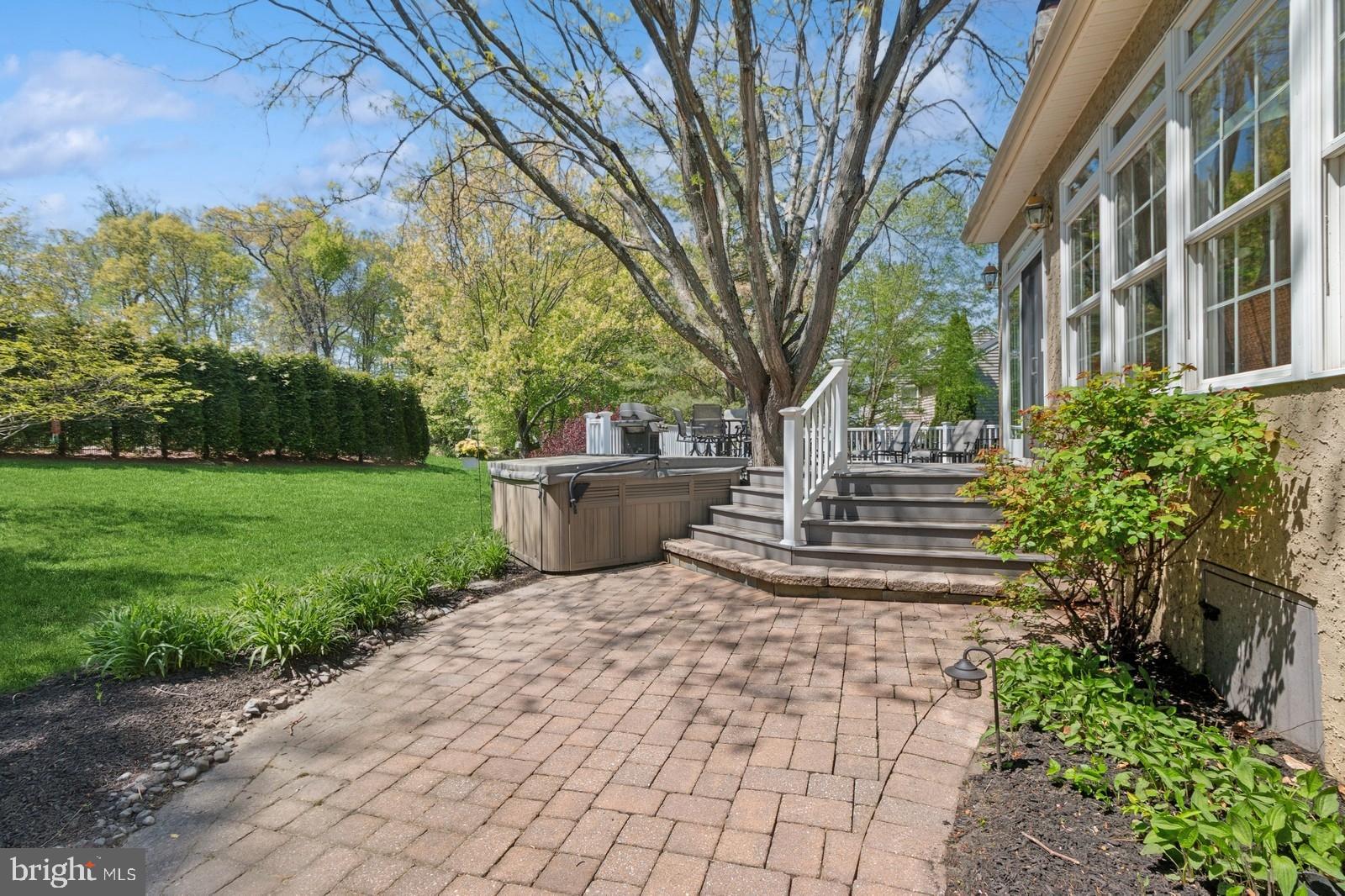 FAIRFIELD AT FARMV - Residential