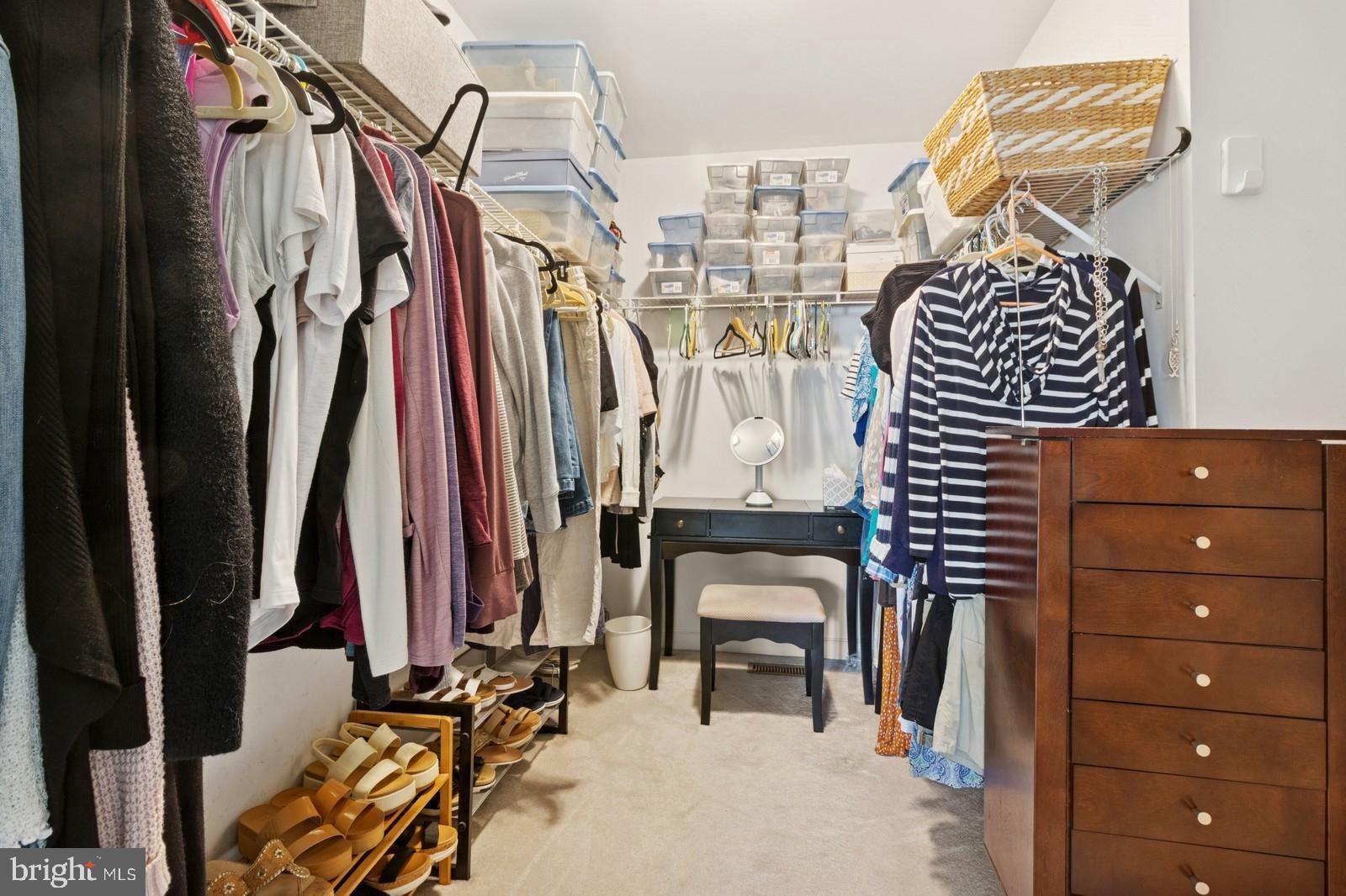 FAIRFIELD AT FARMV - Residential