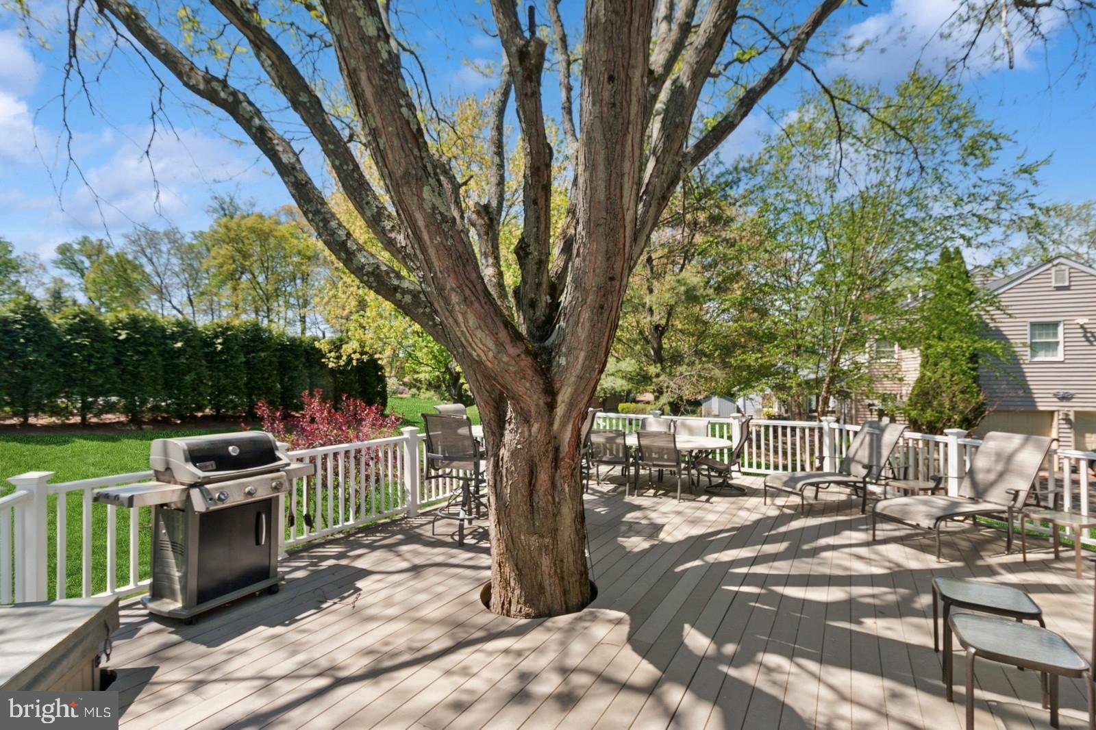 FAIRFIELD AT FARMV - Residential