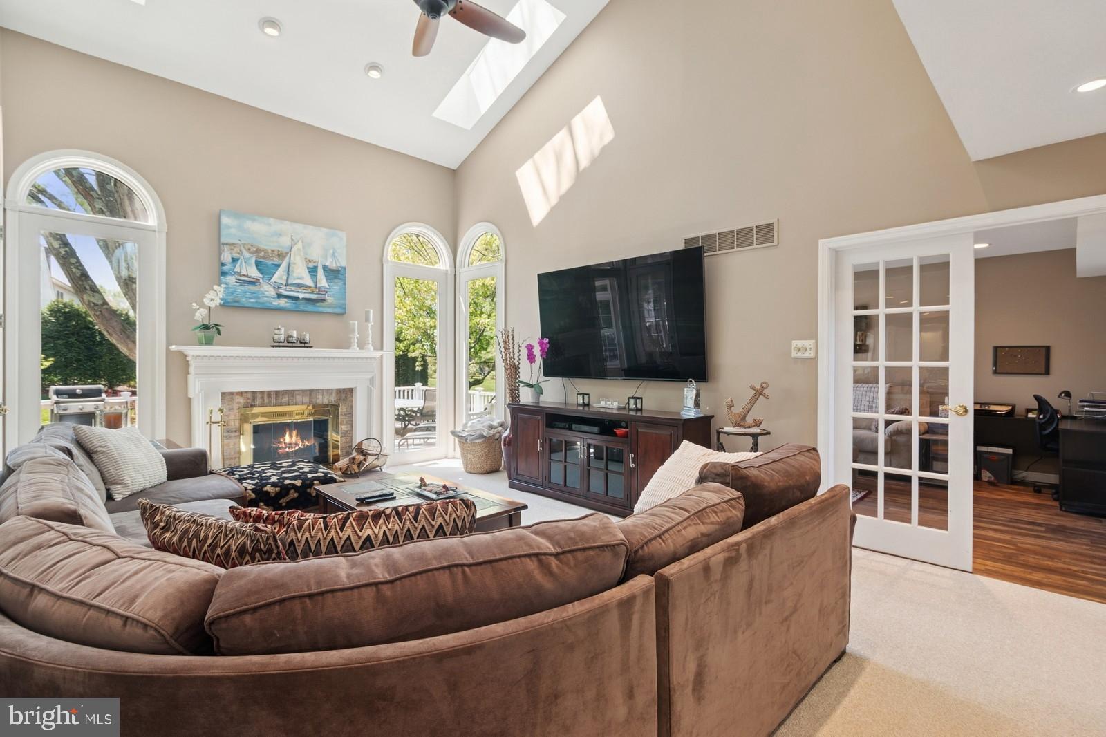 FAIRFIELD AT FARMV - Residential