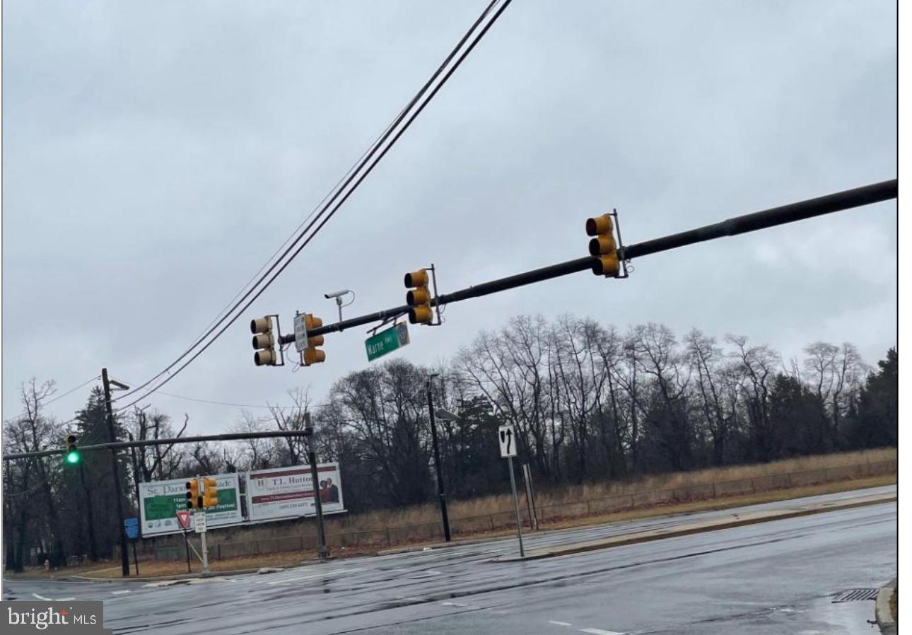 700 MARNE HIGHWAY