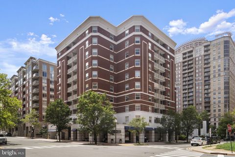880 POLLARD STREET 804 ARLINGTON VA 22203