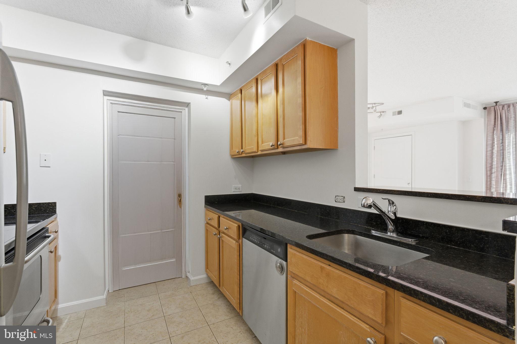 BALLSTON - Residential Lease