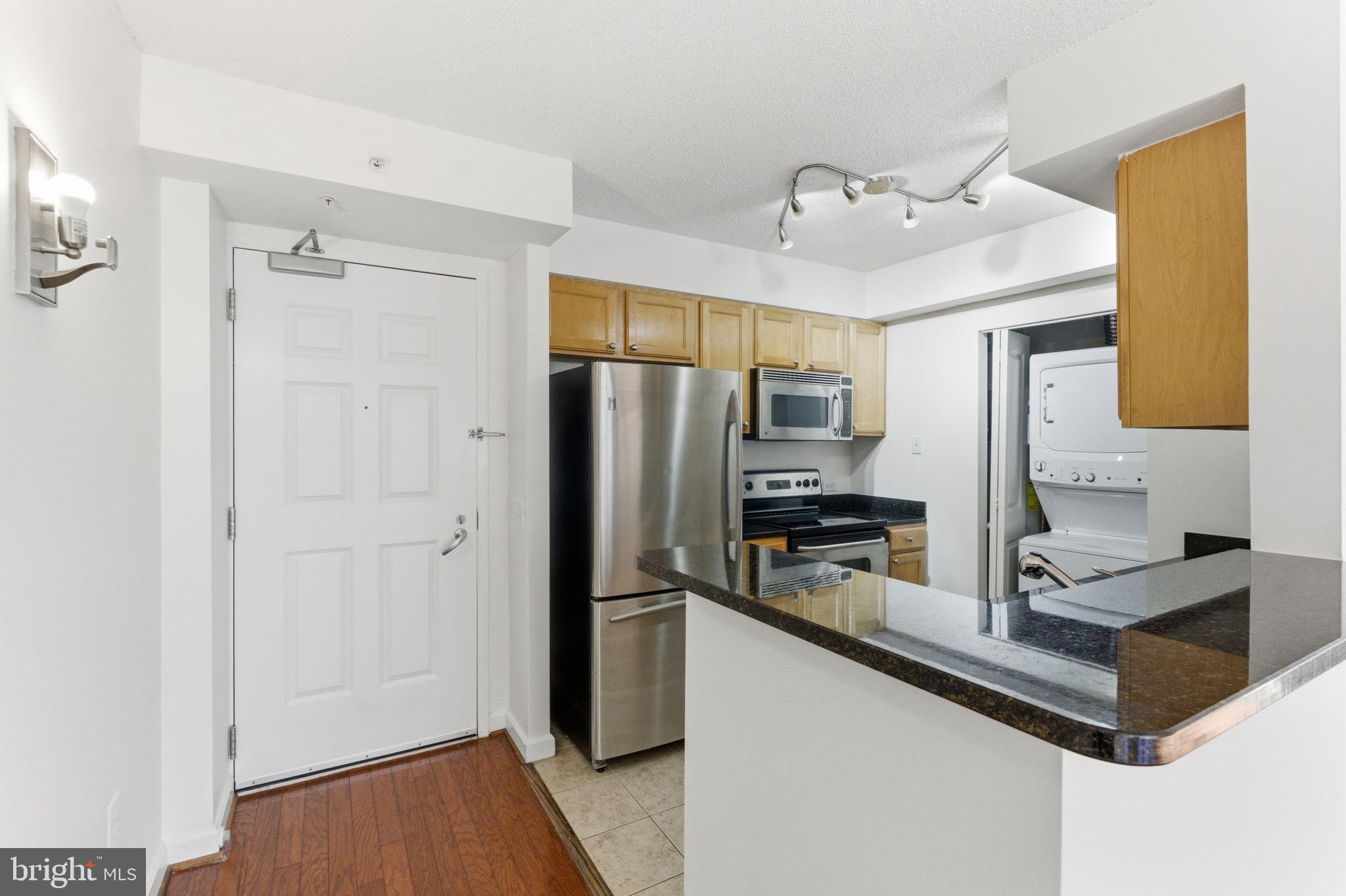 BALLSTON - Residential Lease