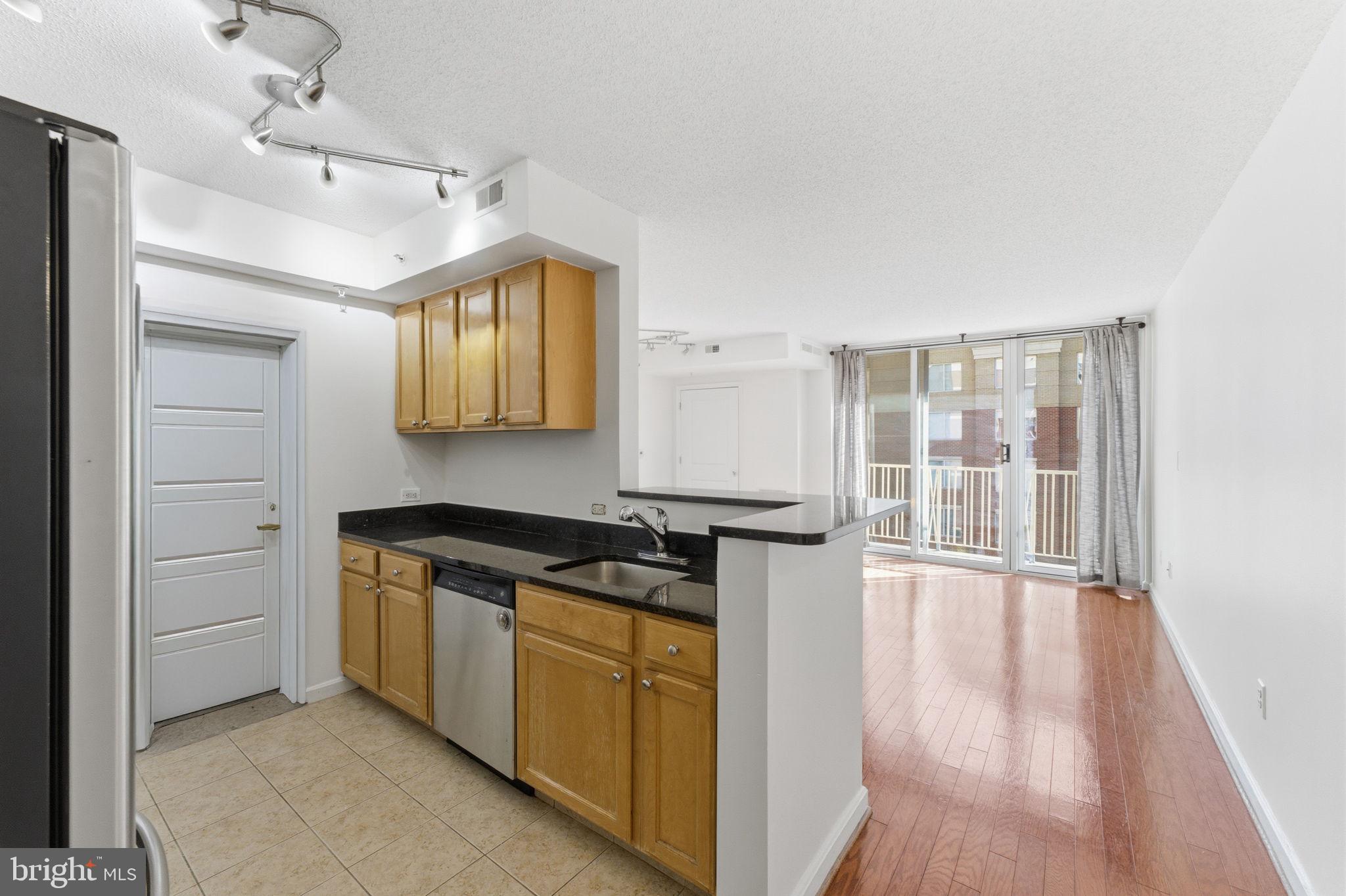 BALLSTON - Residential Lease