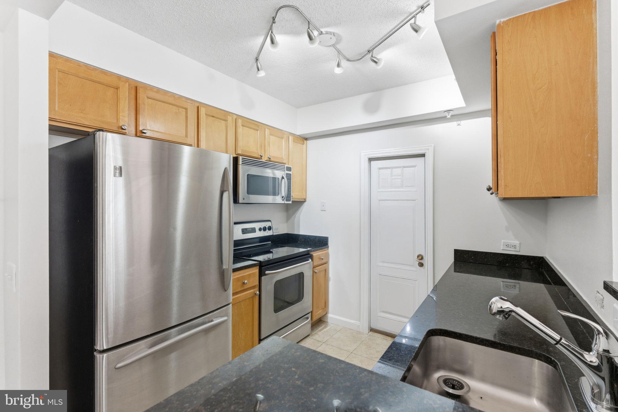 BALLSTON - Residential Lease