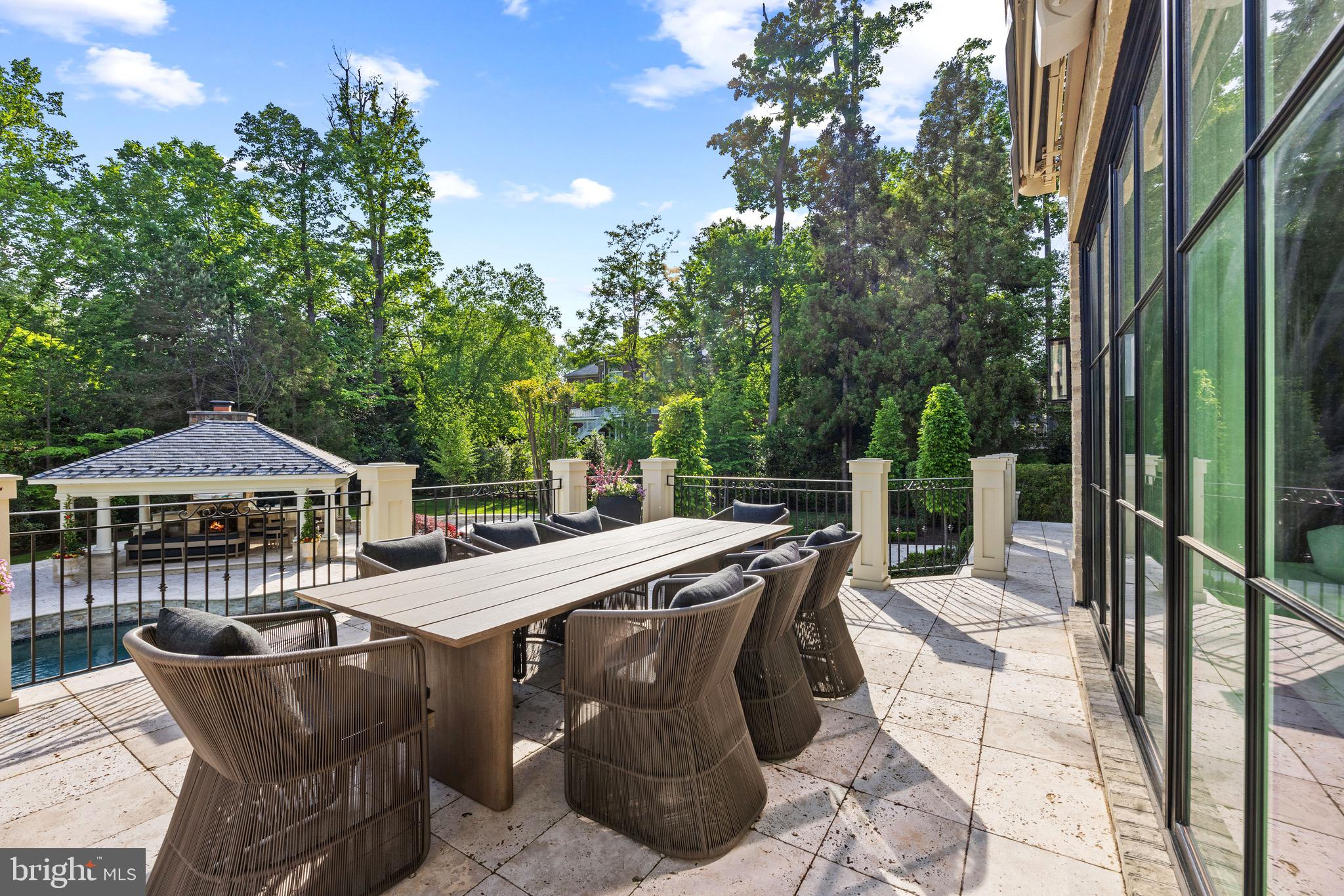 THE RESERVE - Residential