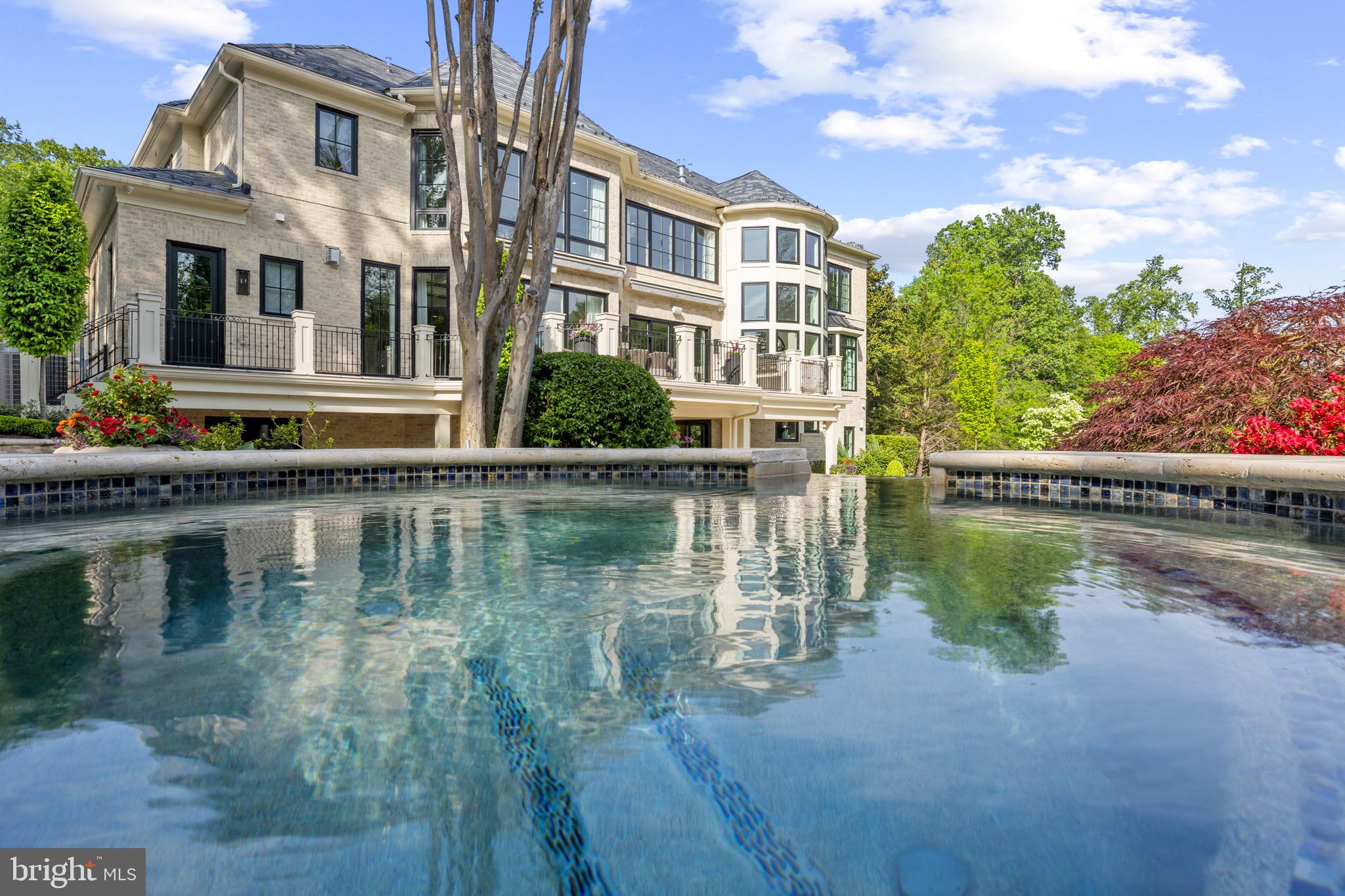 THE RESERVE - Residential