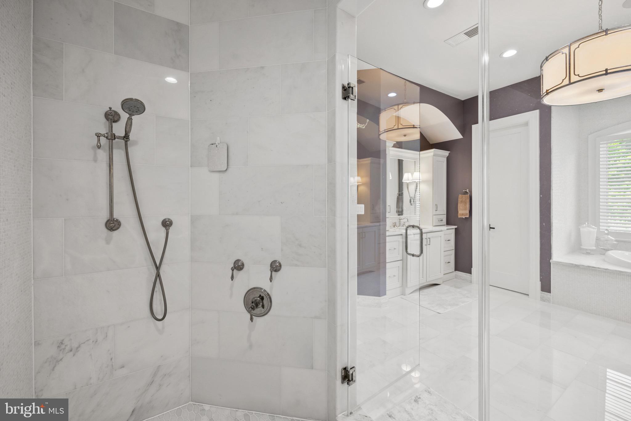 THE RESERVE - Residential