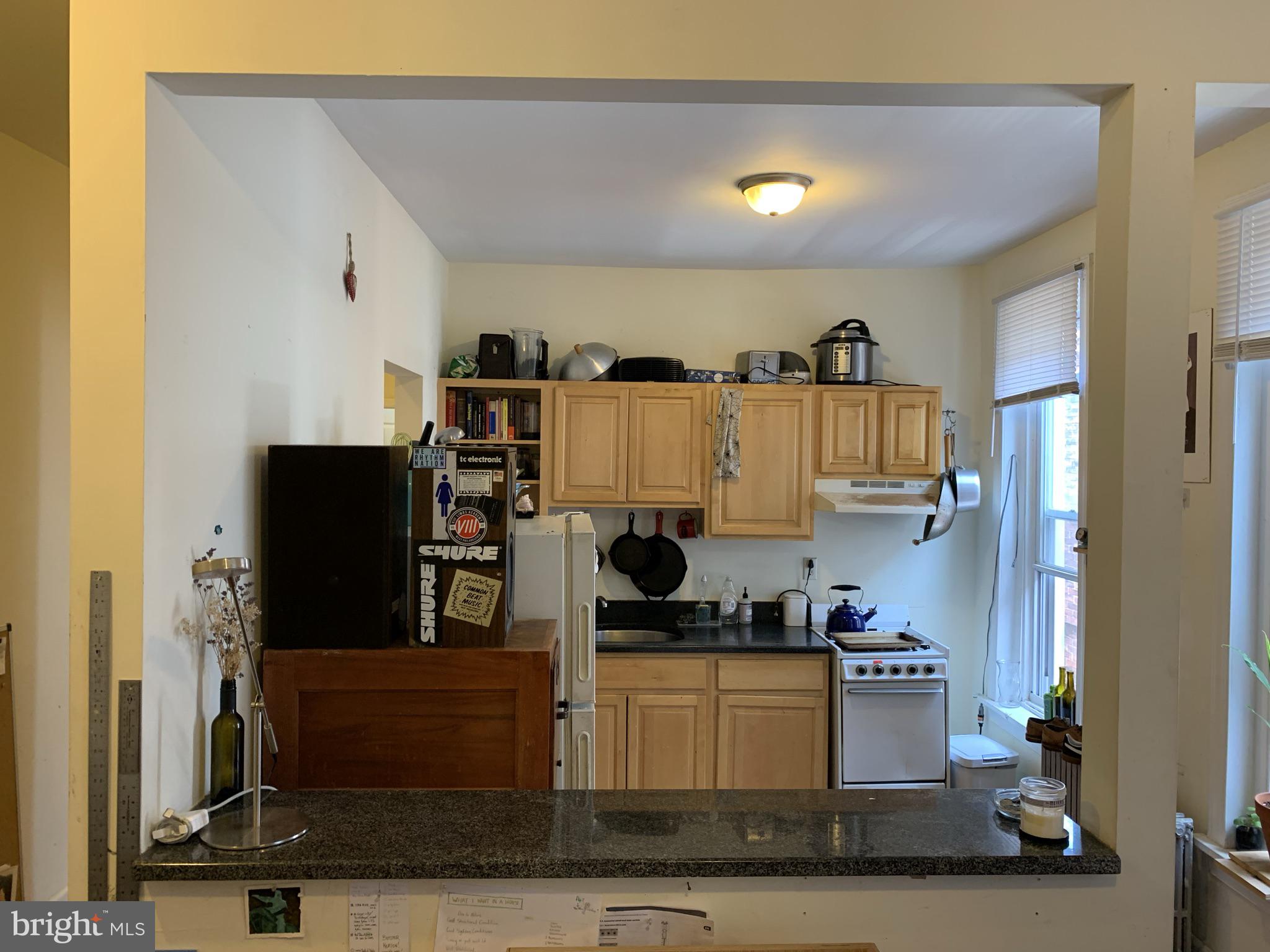 UNIVERSITY CITY - Residential Lease