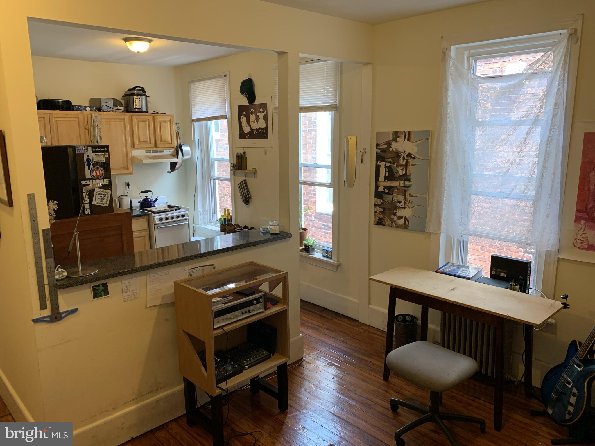 UNIVERSITY CITY - Residential Lease