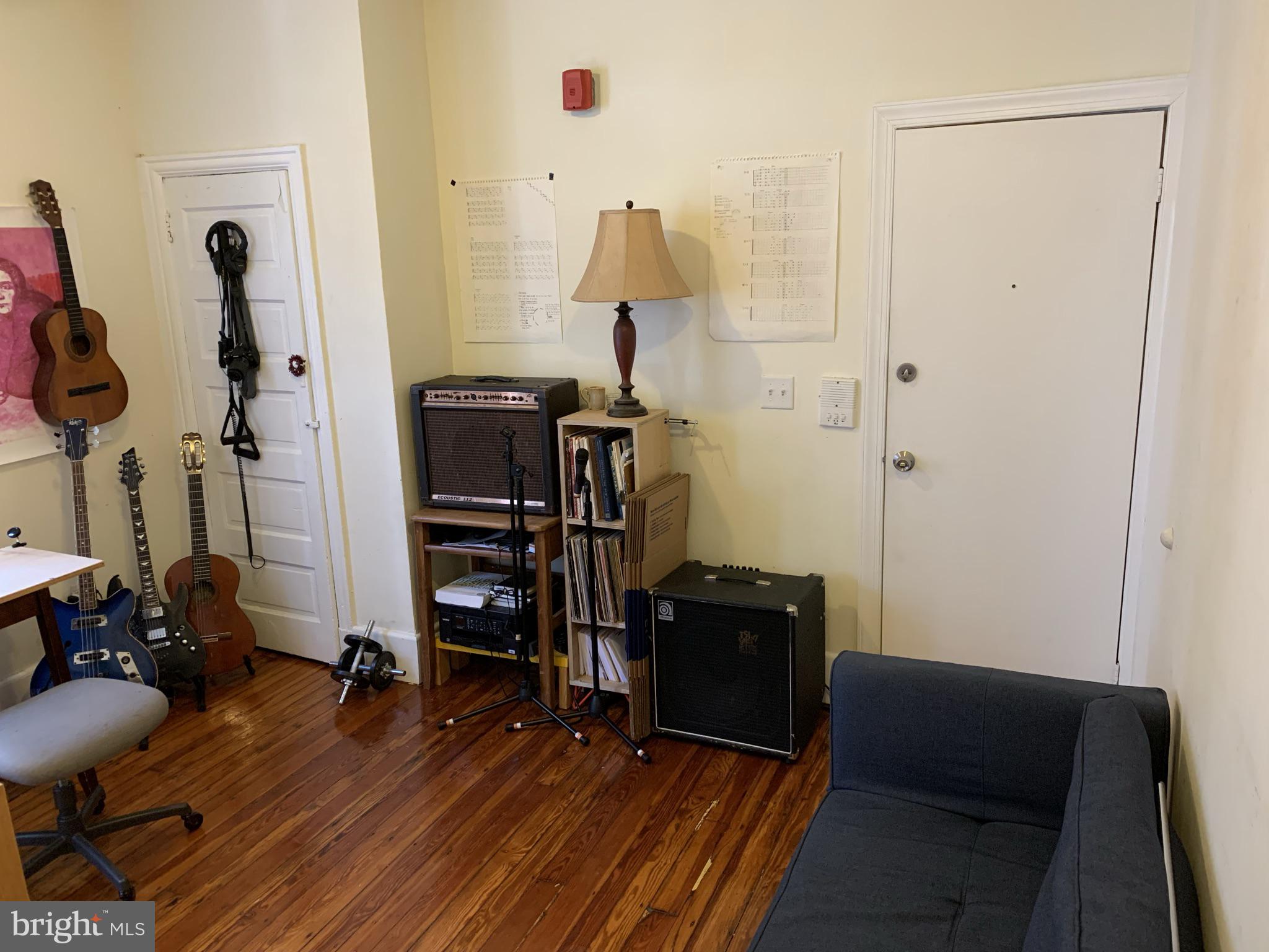 UNIVERSITY CITY - Residential Lease
