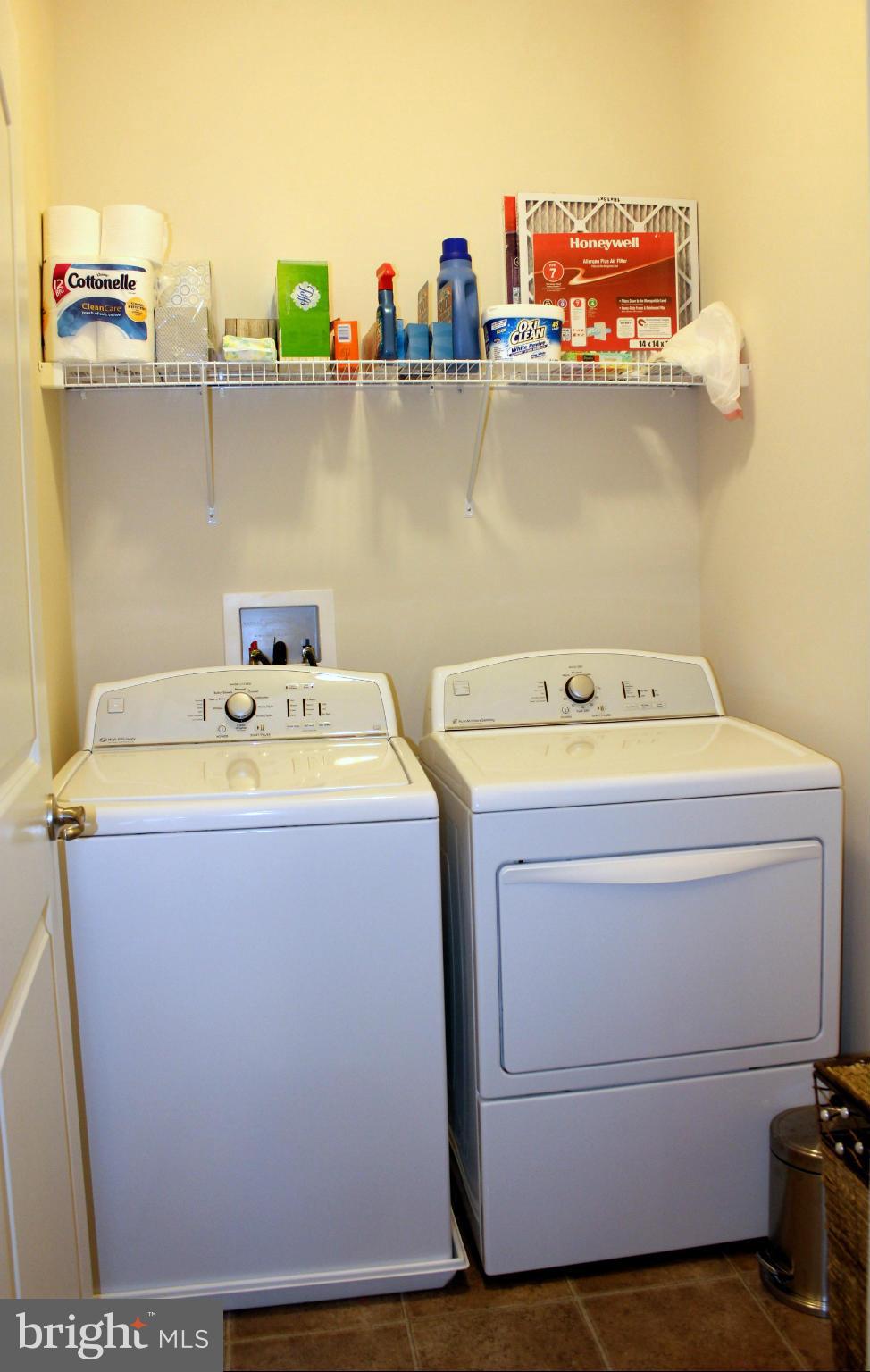 FAIRWOOD-PHASE 2-PLAT 10 - Residential Lease