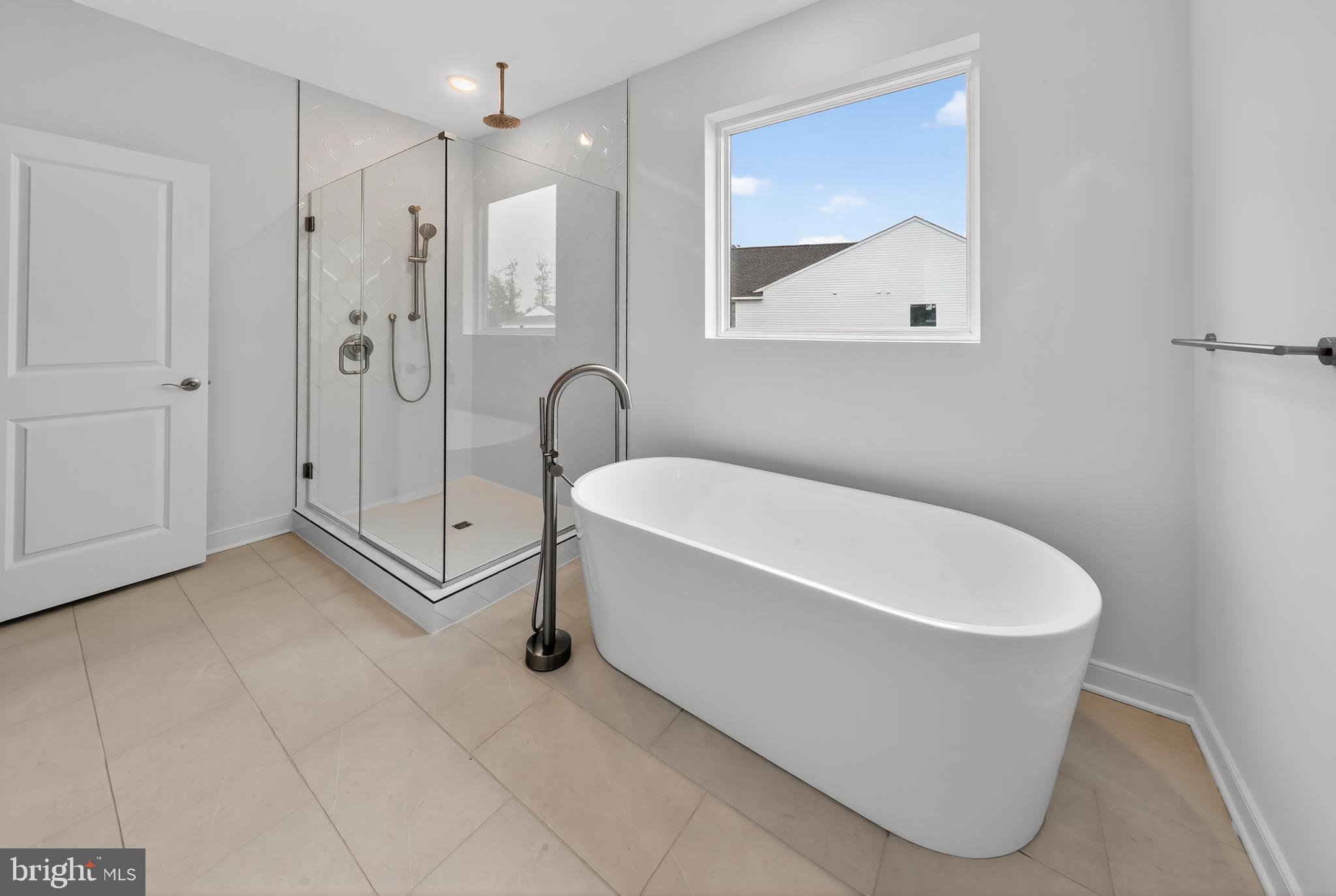 FOUR SEASONS AT HATTERAS HILLS - Residential