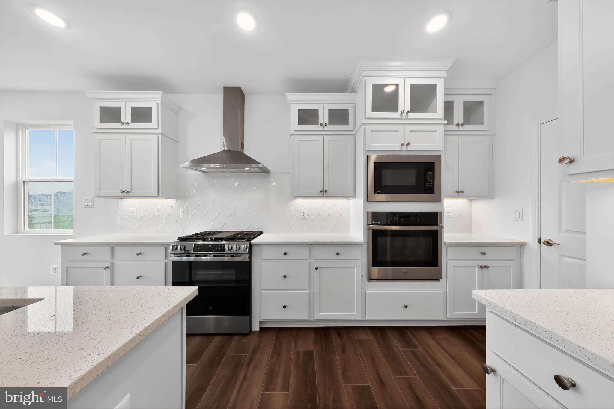 FOUR SEASONS AT HATTERAS HILLS - Residential