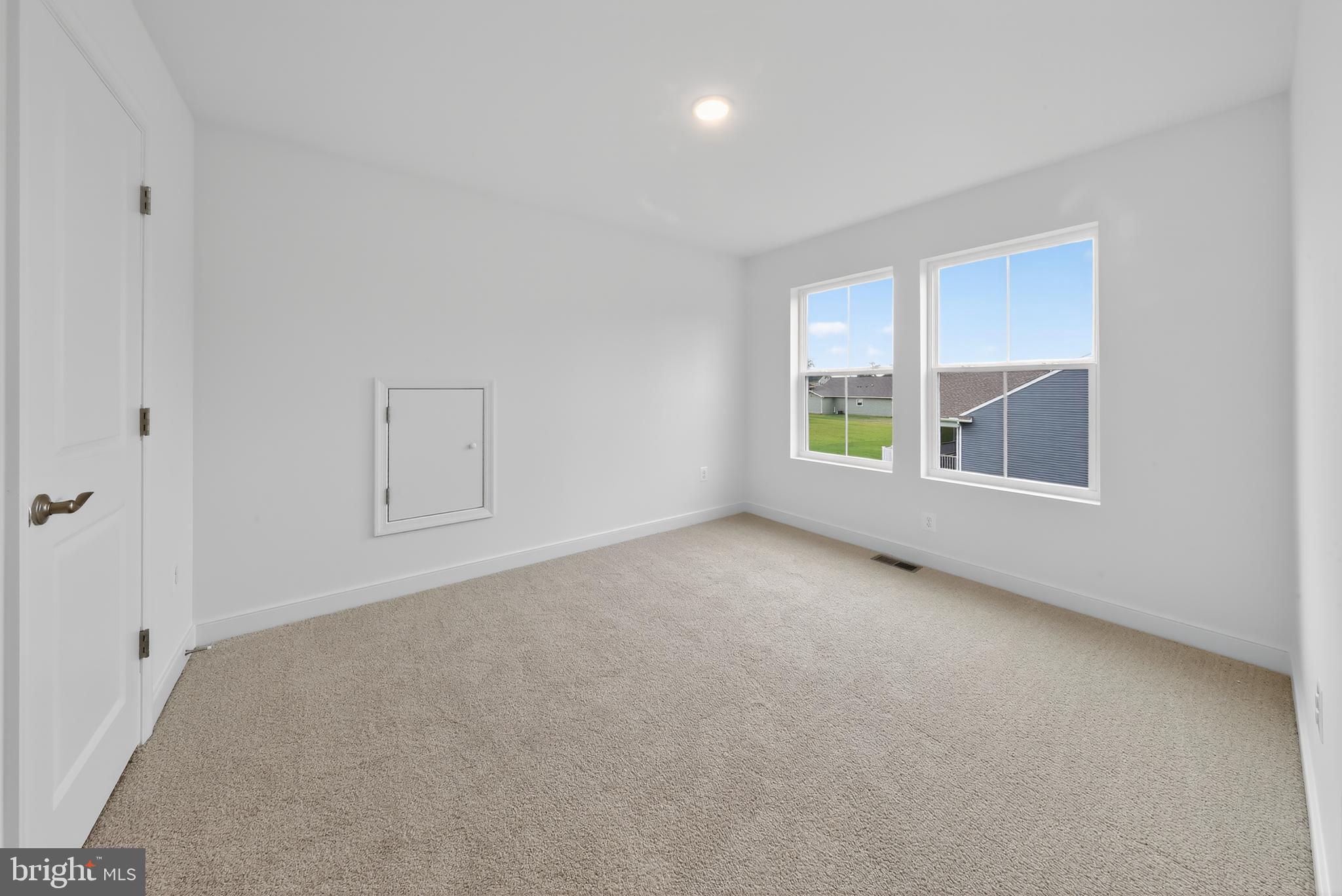 FOUR SEASONS AT HATTERAS HILLS - Residential