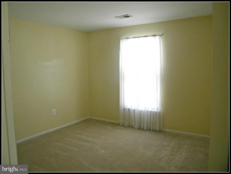 APPLE GROVE - Residential Lease