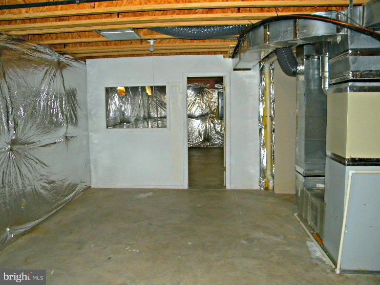 APPLE GROVE - Residential Lease