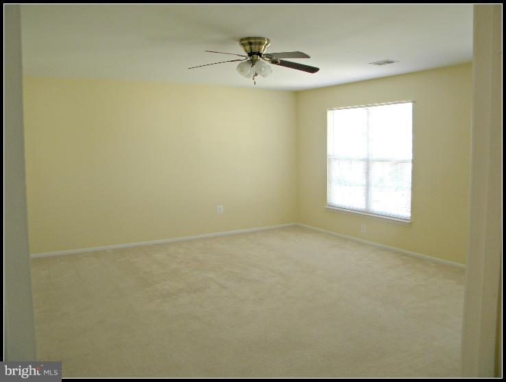 APPLE GROVE - Residential Lease