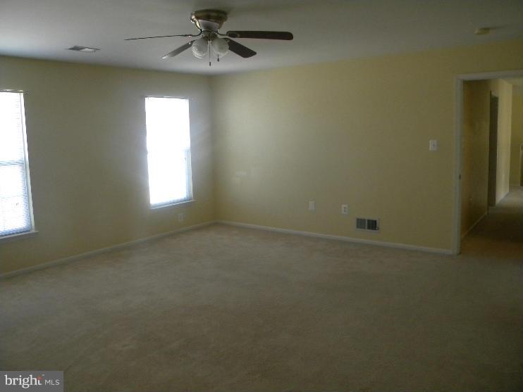 APPLE GROVE - Residential Lease