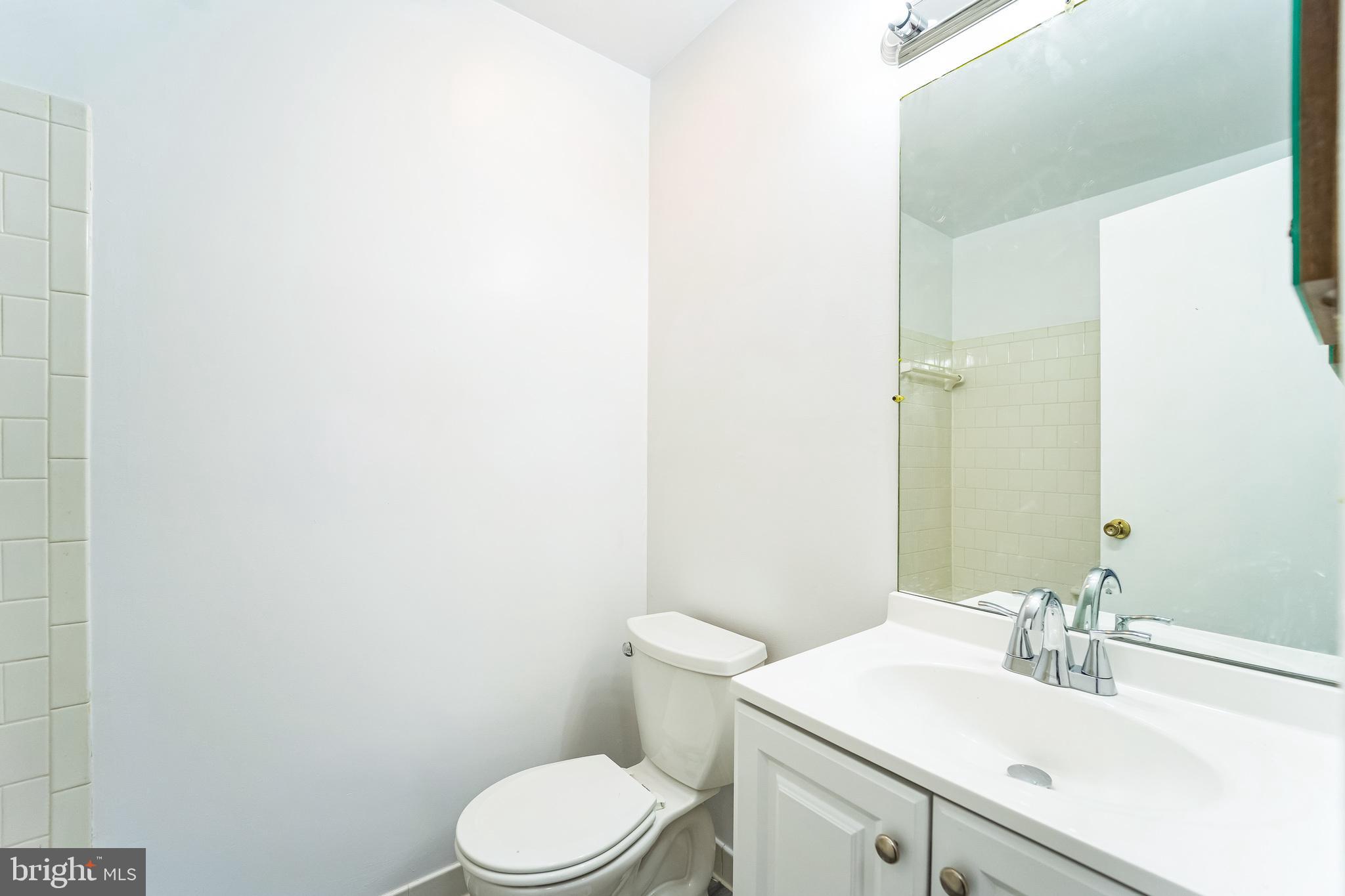 TWELVE TREES - Residential Lease