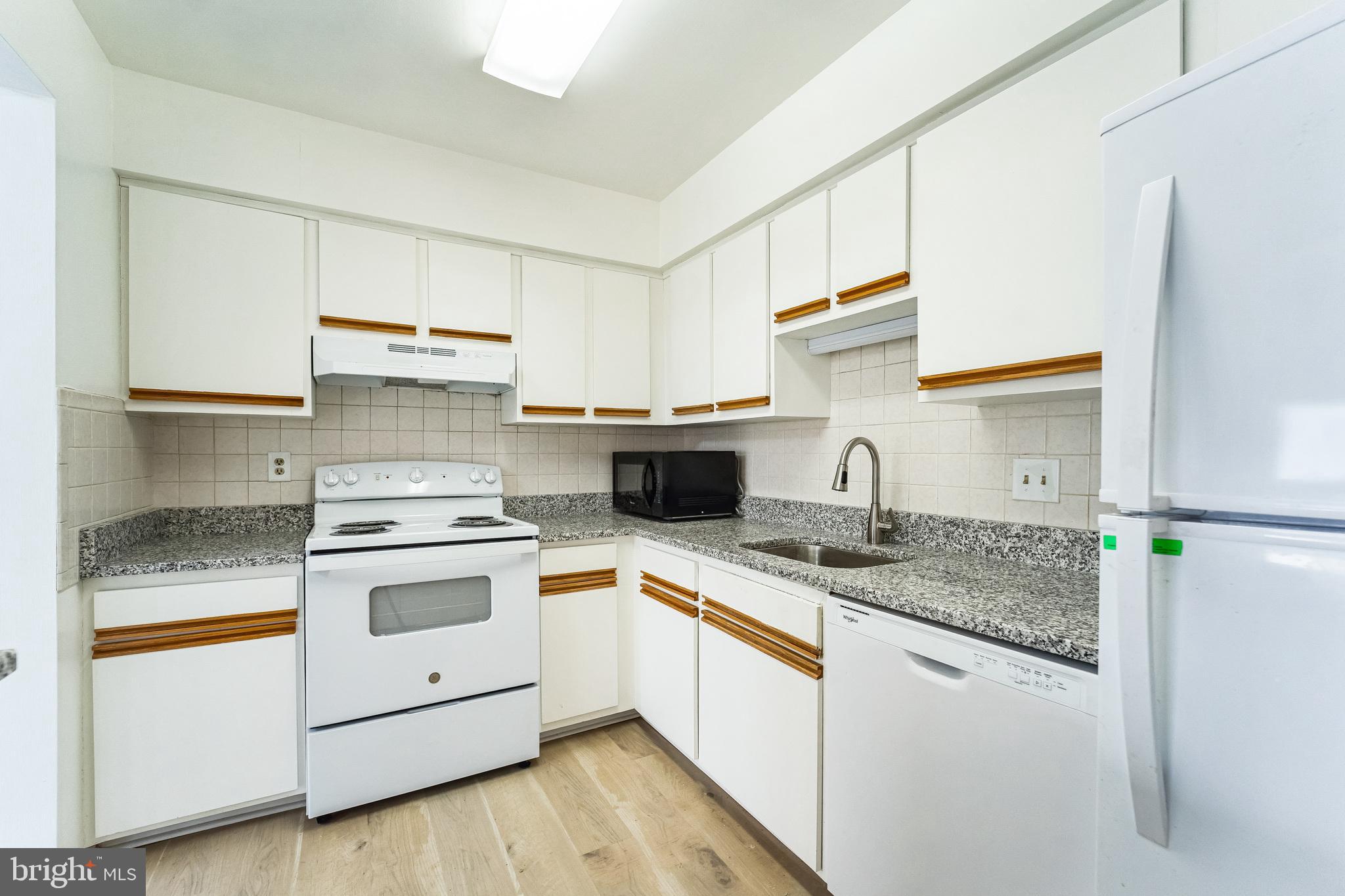 TWELVE TREES - Residential Lease