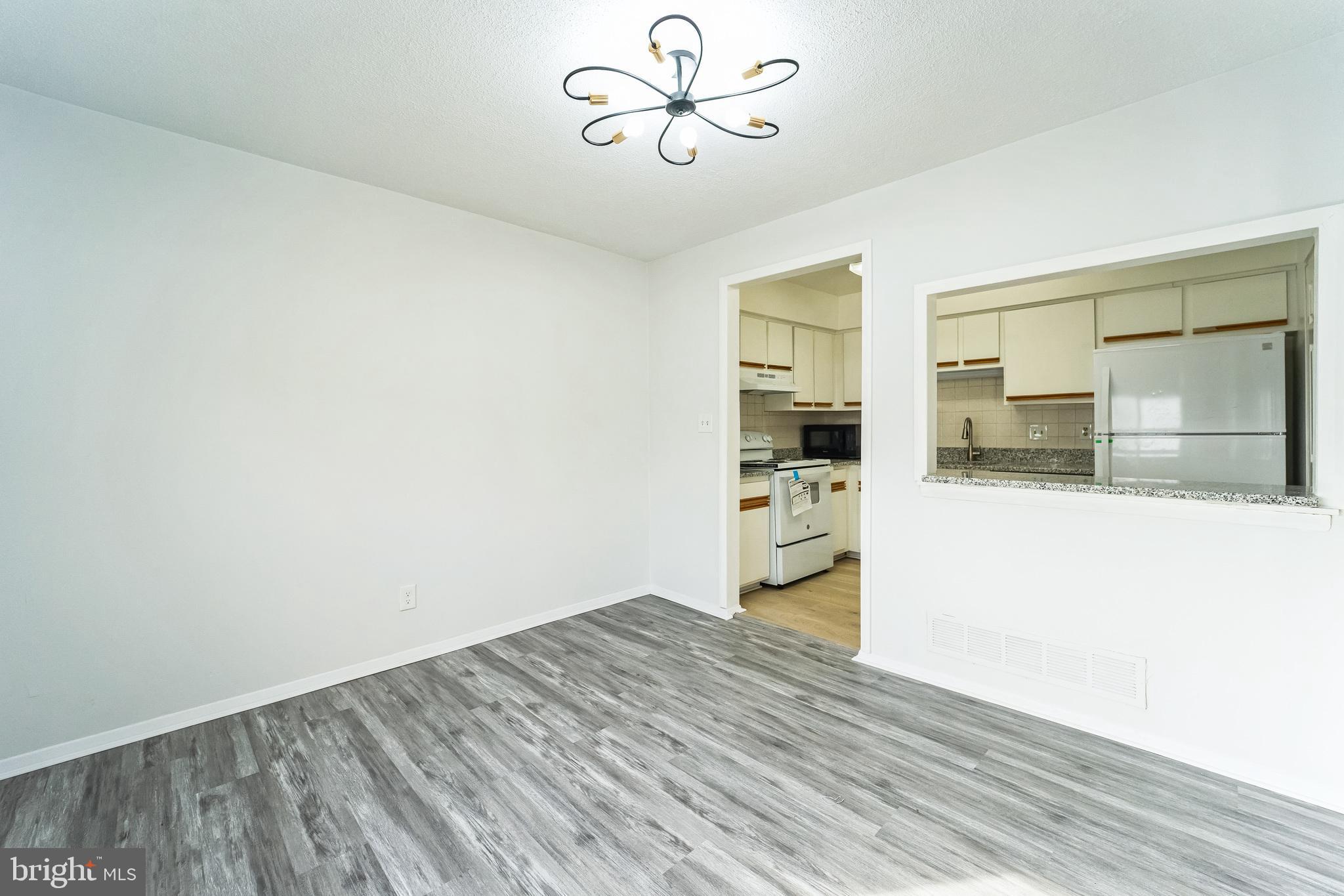 TWELVE TREES - Residential Lease