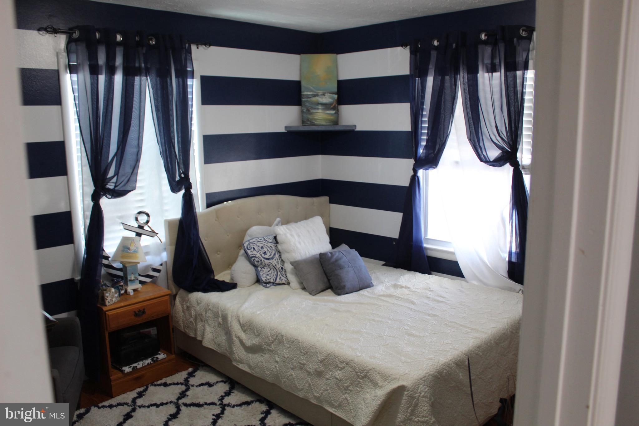 EASTPORT - Residential