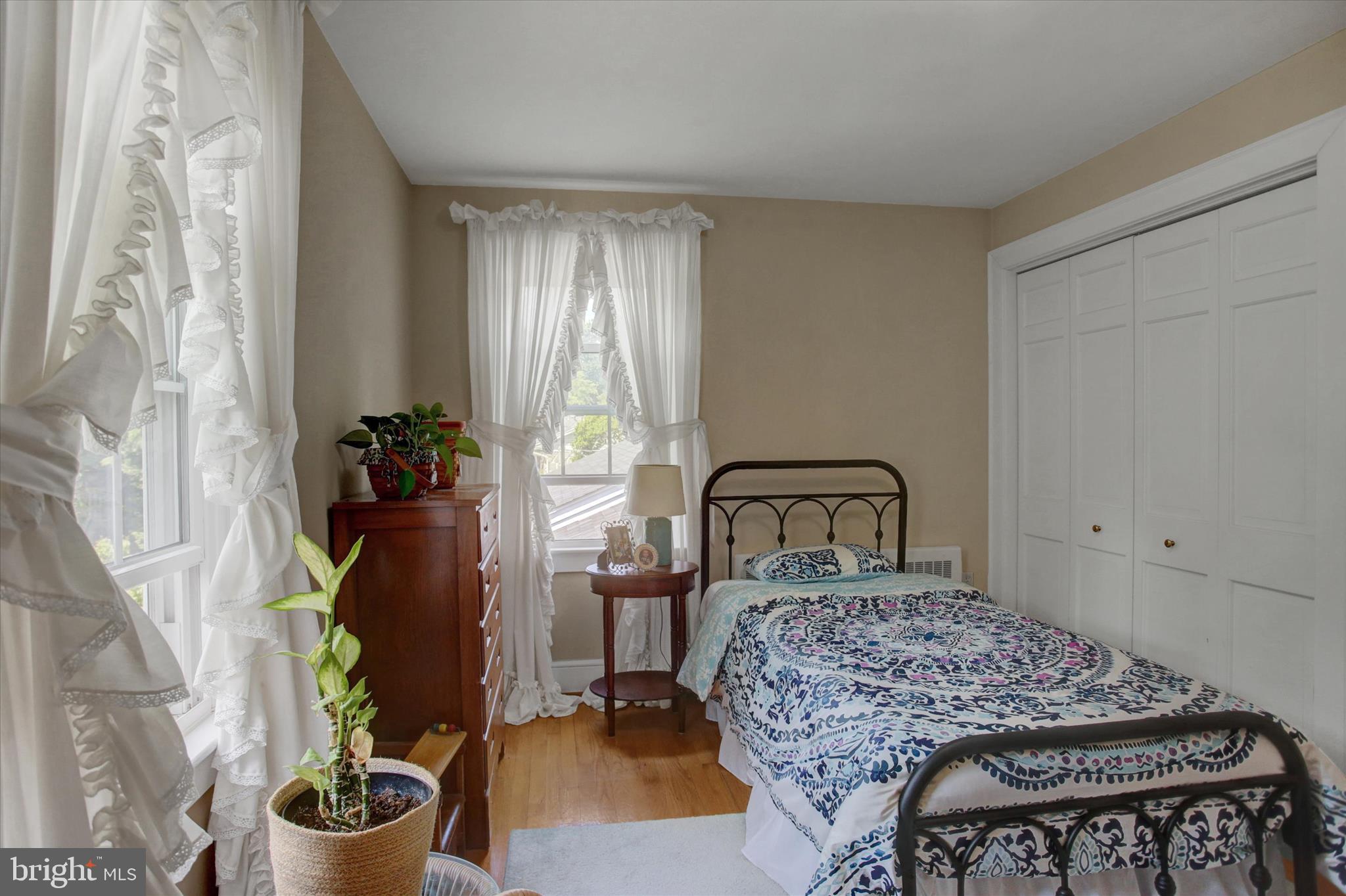 SPRING VALLEY - Residential