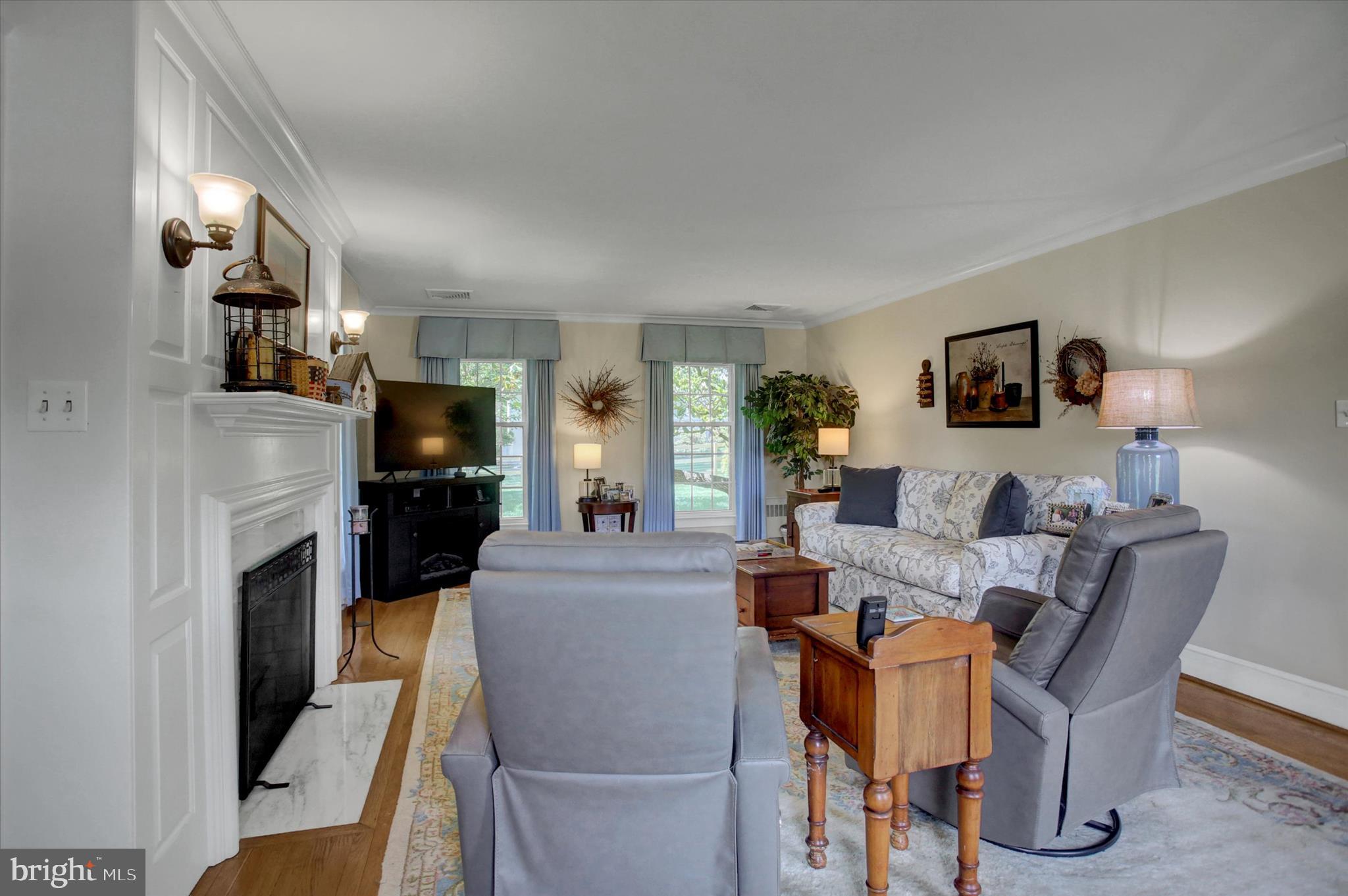 SPRING VALLEY - Residential