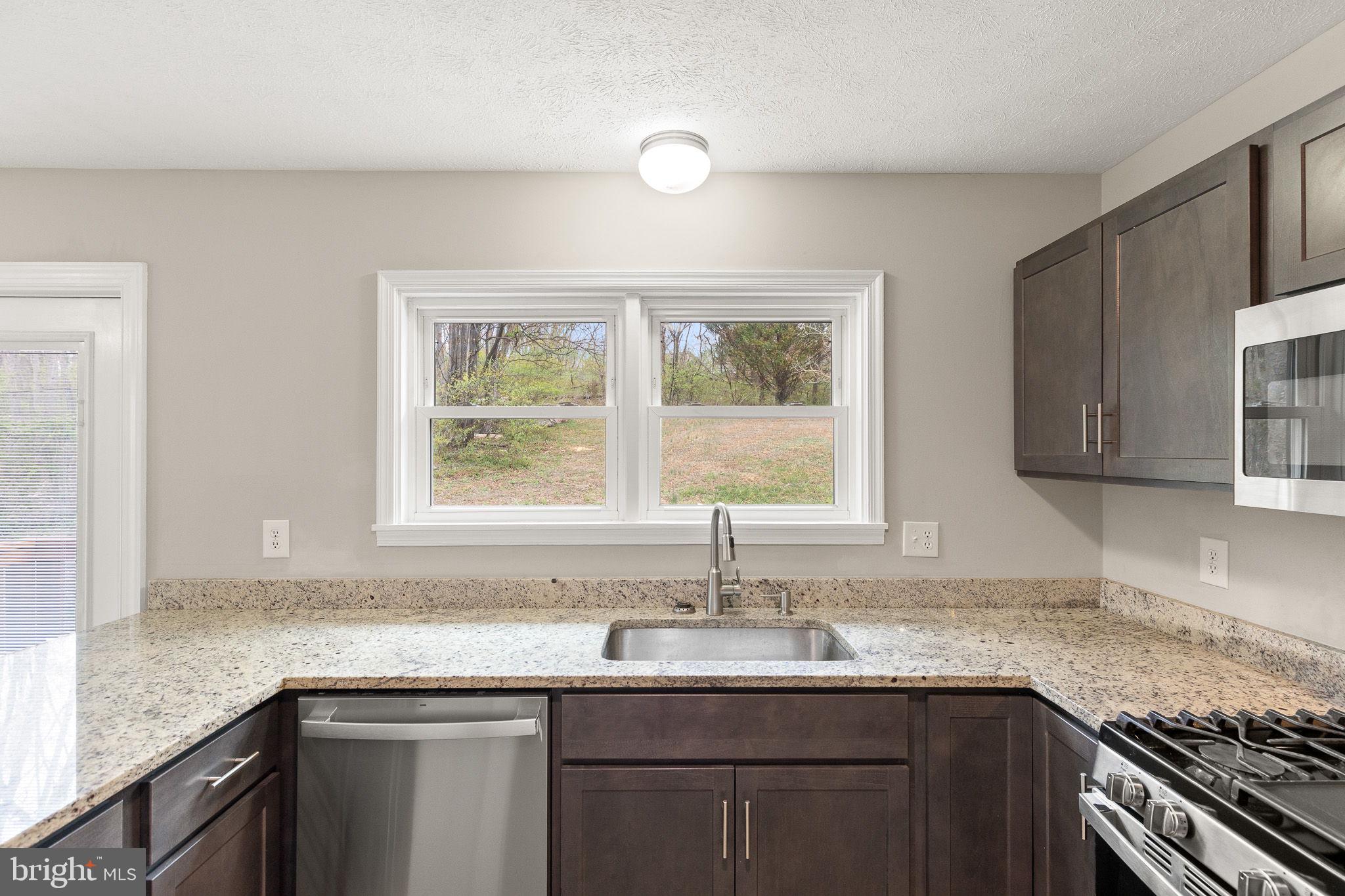 SHEN FARMS RIVERVIEW - Residential