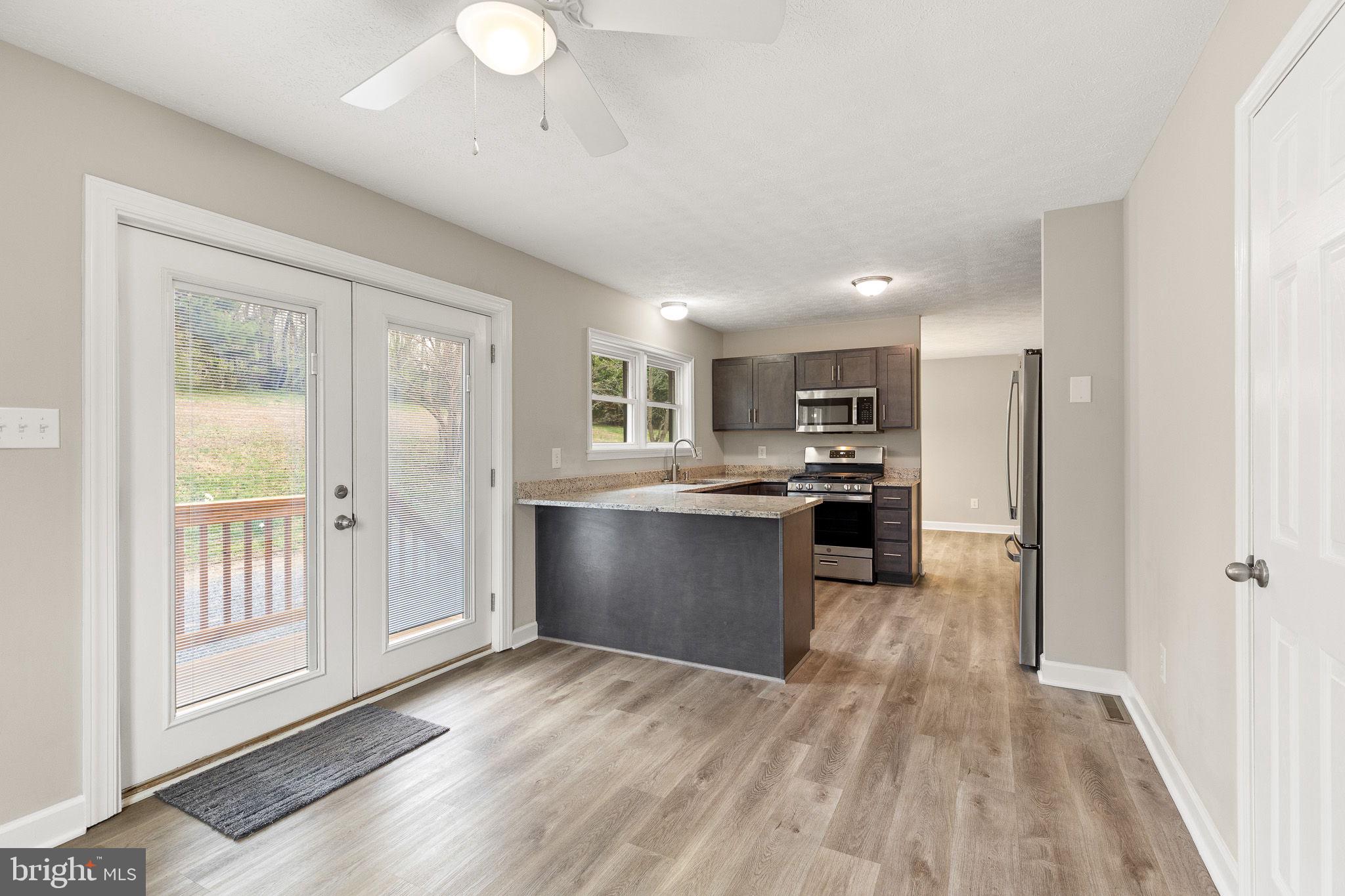 SHEN FARMS RIVERVIEW - Residential