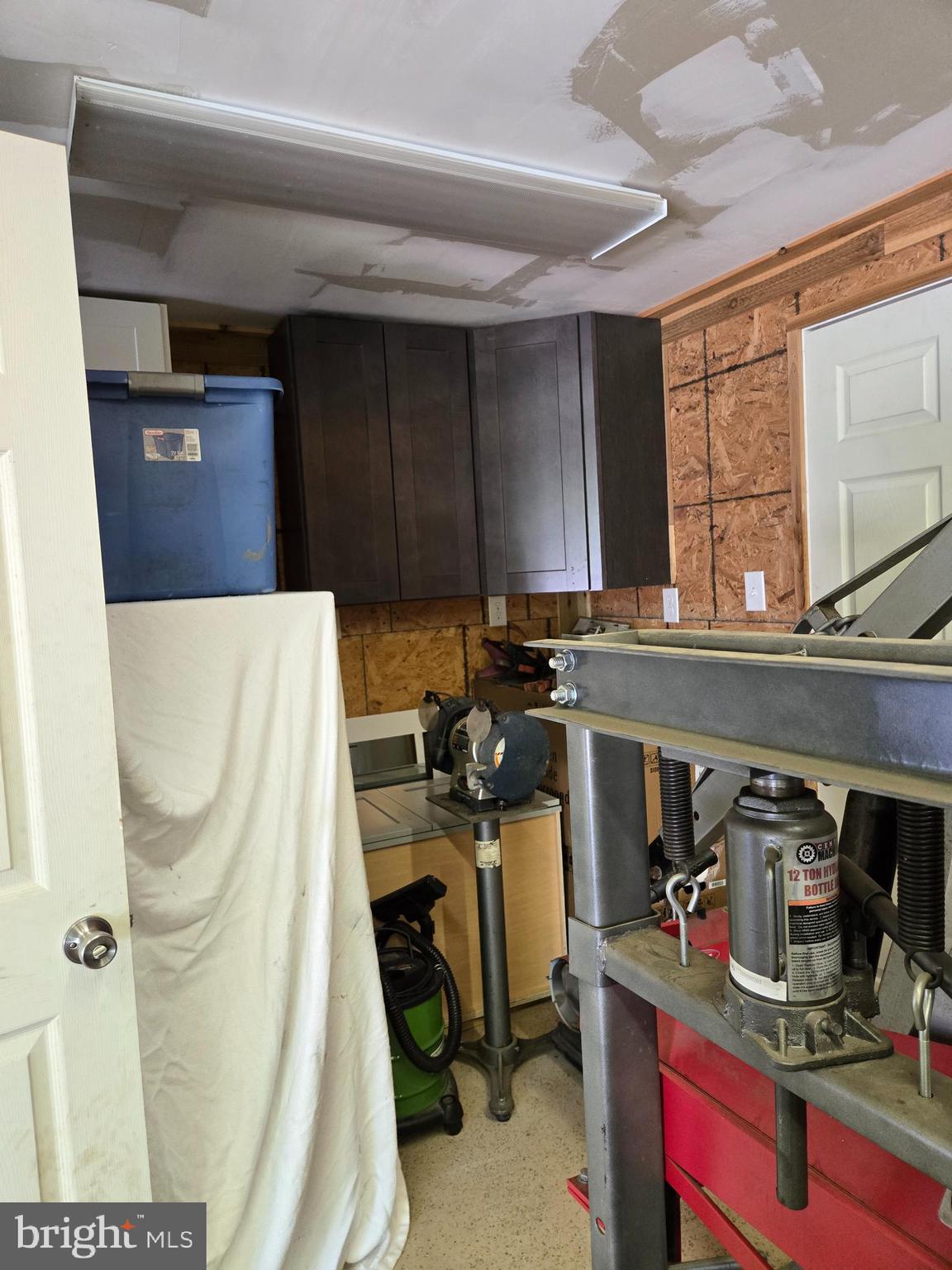 SHEN FARMS RIVERVIEW - Residential