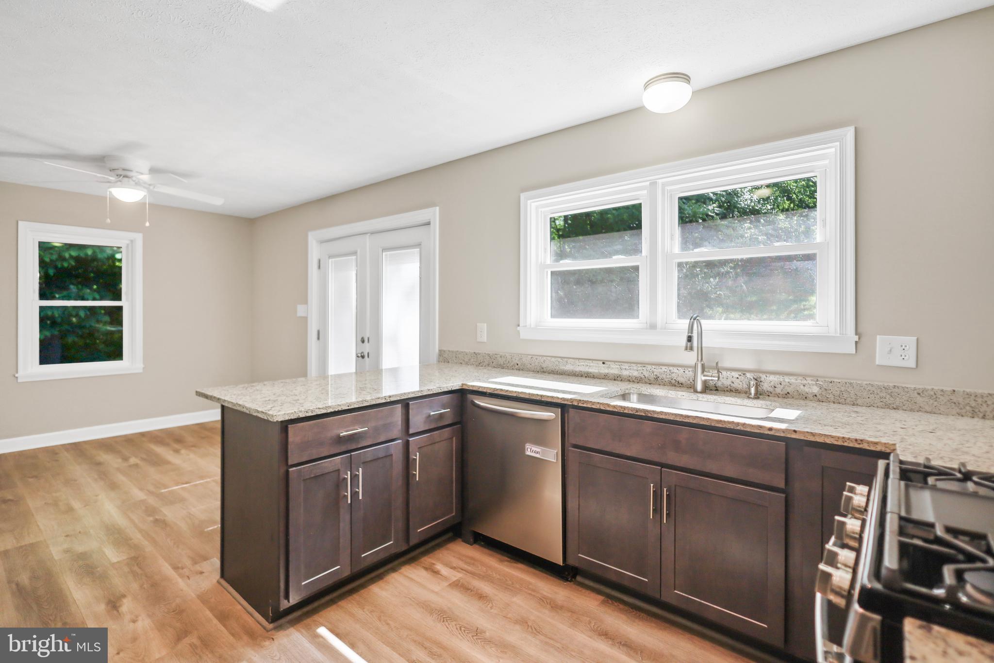 SHEN FARMS RIVERVIEW - Residential