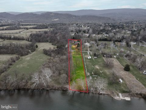 804 FARMS RIVER ROAD FRONT ROYAL VA 22630