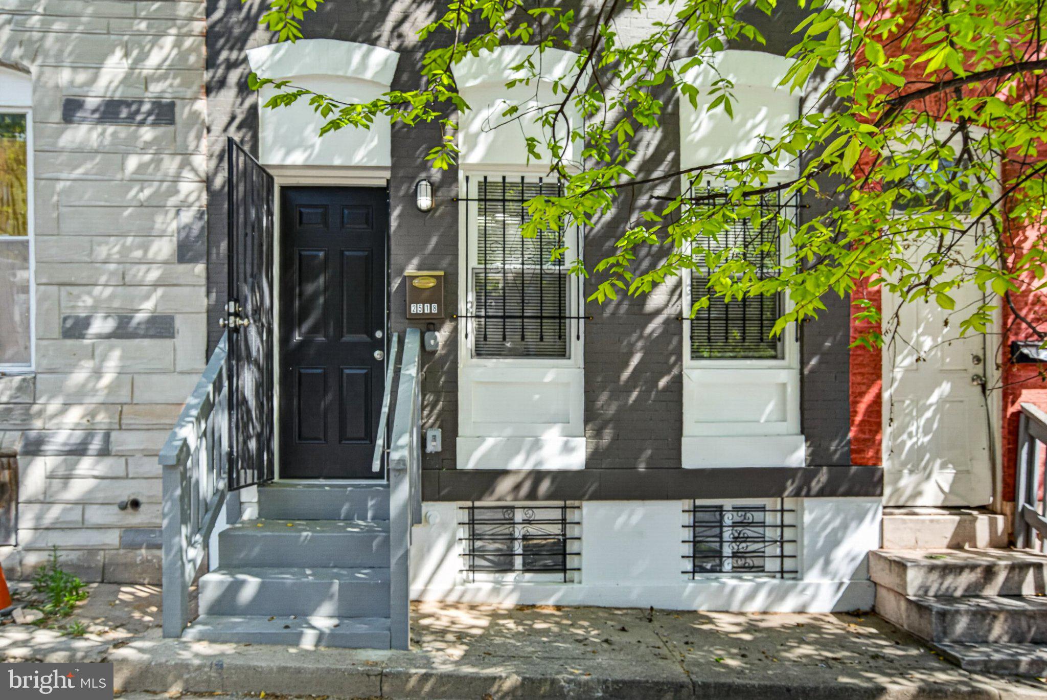 2518 W FAYETTE STREET