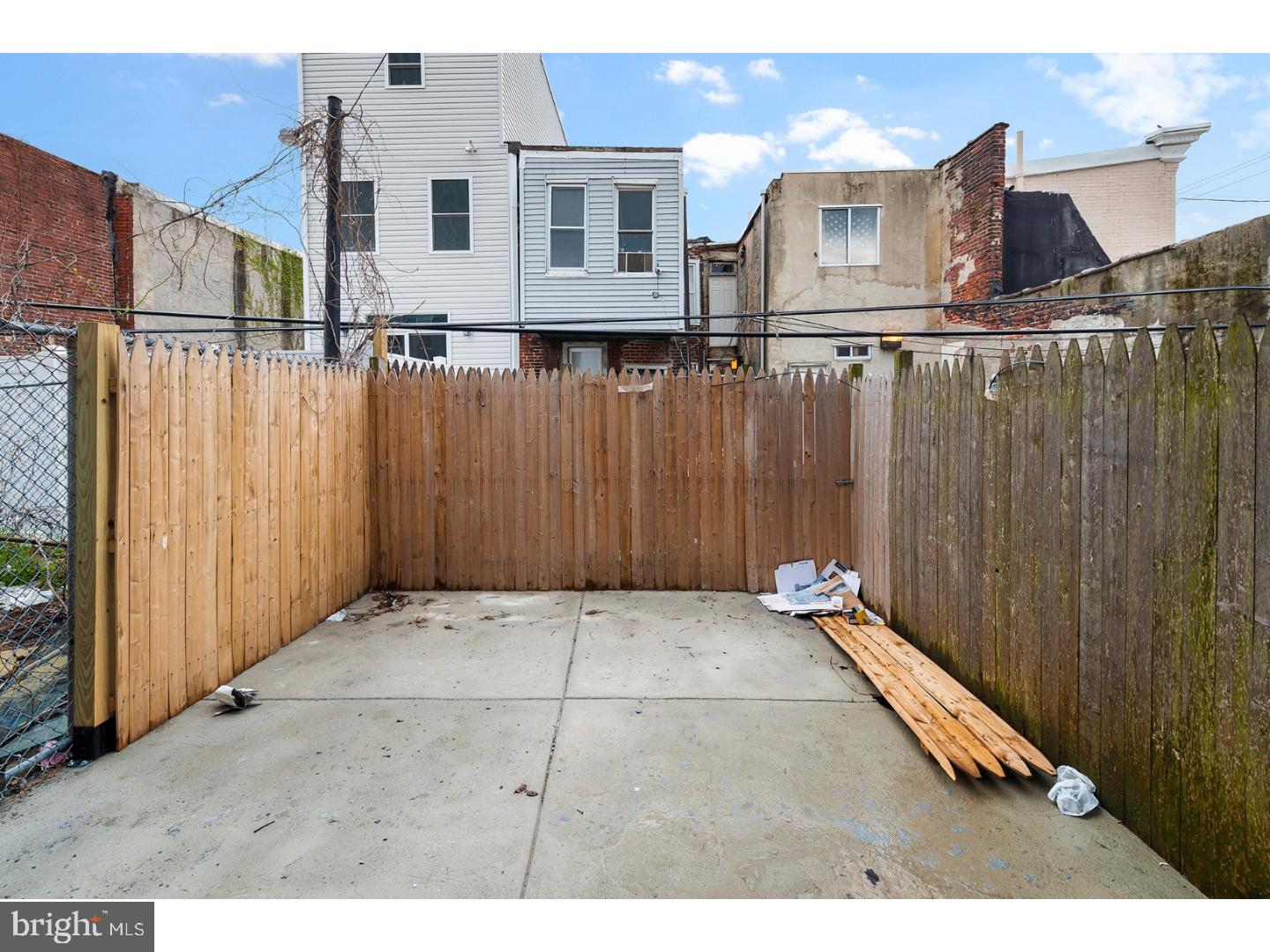 POINT BREEZE - Residential